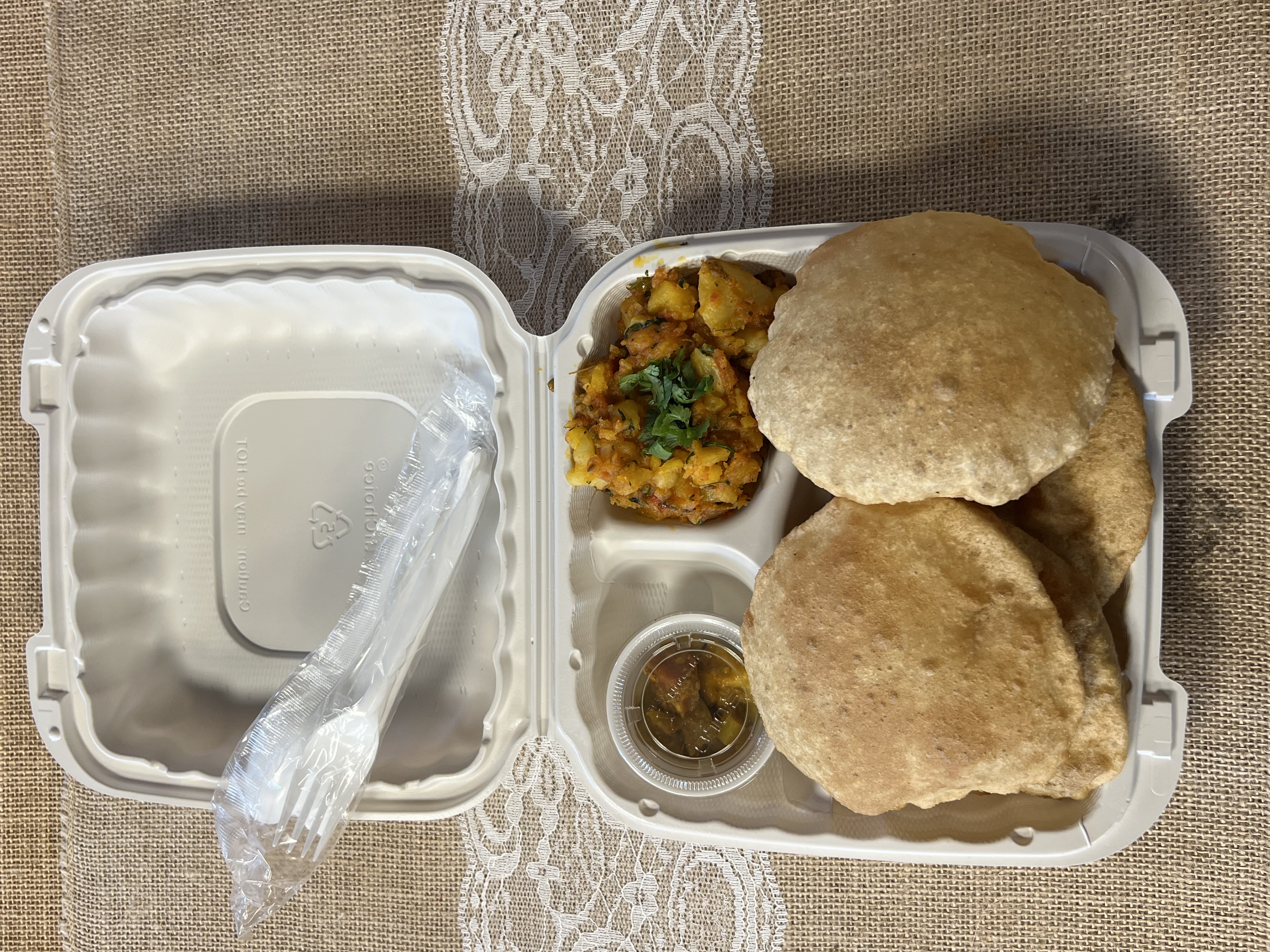 Grab & Go Vegan Box - Puri Aloo