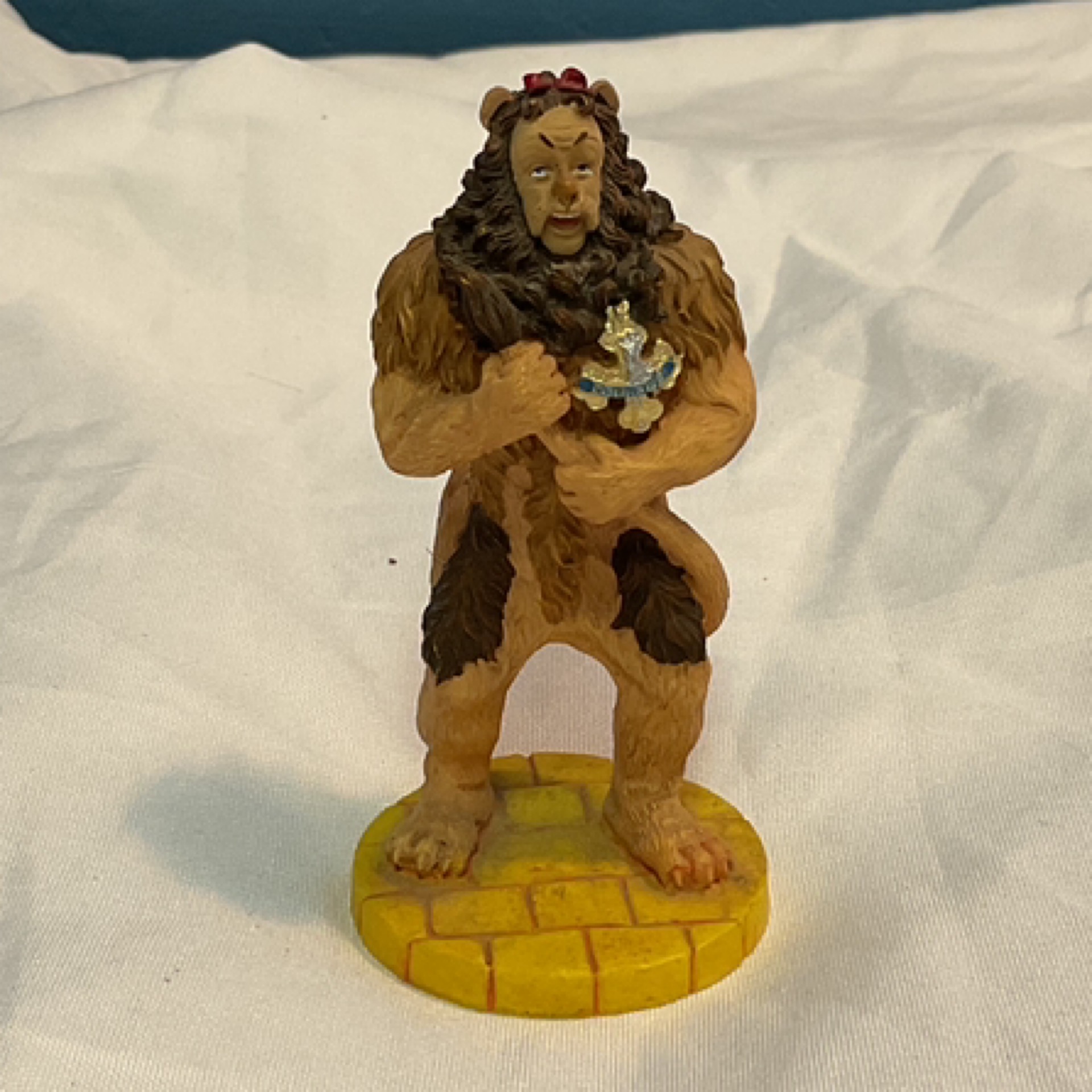 Cowardly Lion Figurine