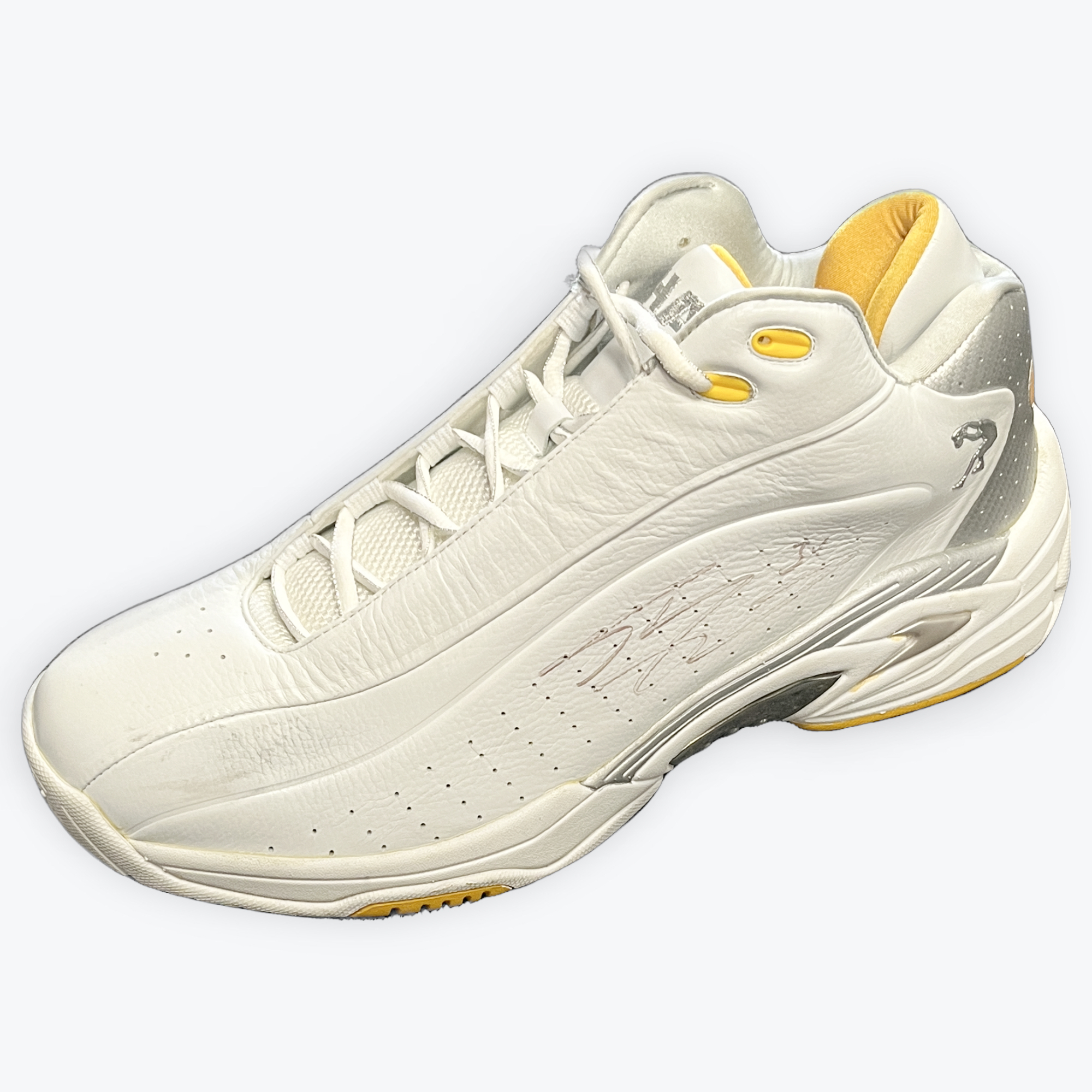 Los Angeles Lakers Shaquille O'Neal Game Used Autographed Shoe