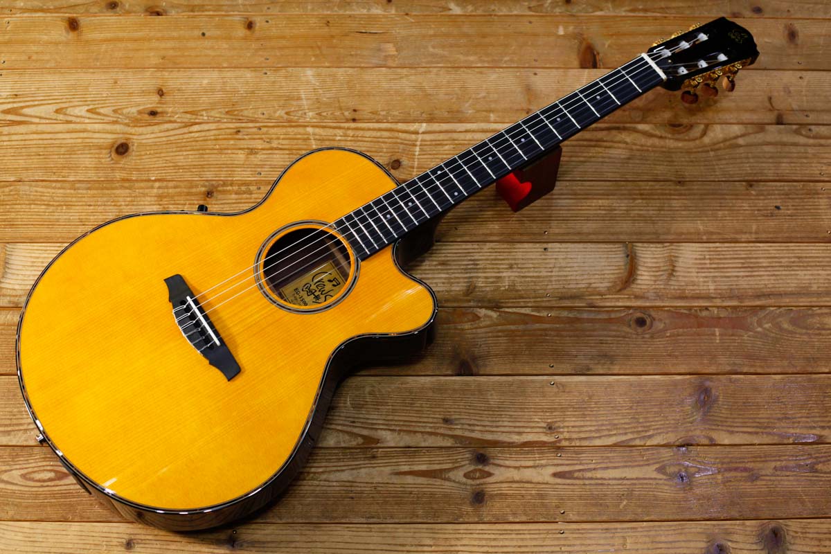 Crews EG-1500C Natural Yellow 2022年製