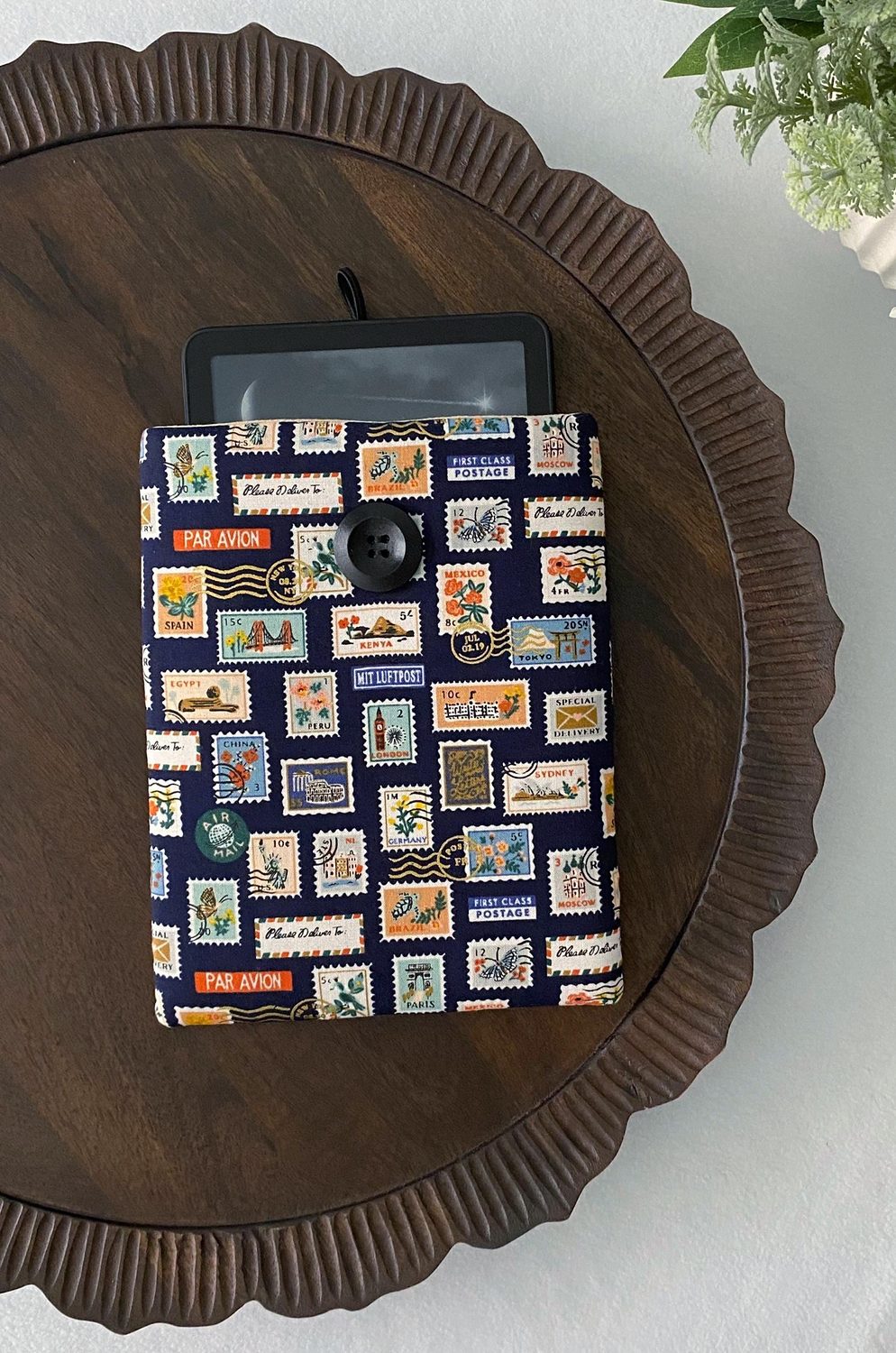 Kindle Paperwhite Cover – Postage Stamps, photo 4 of 9