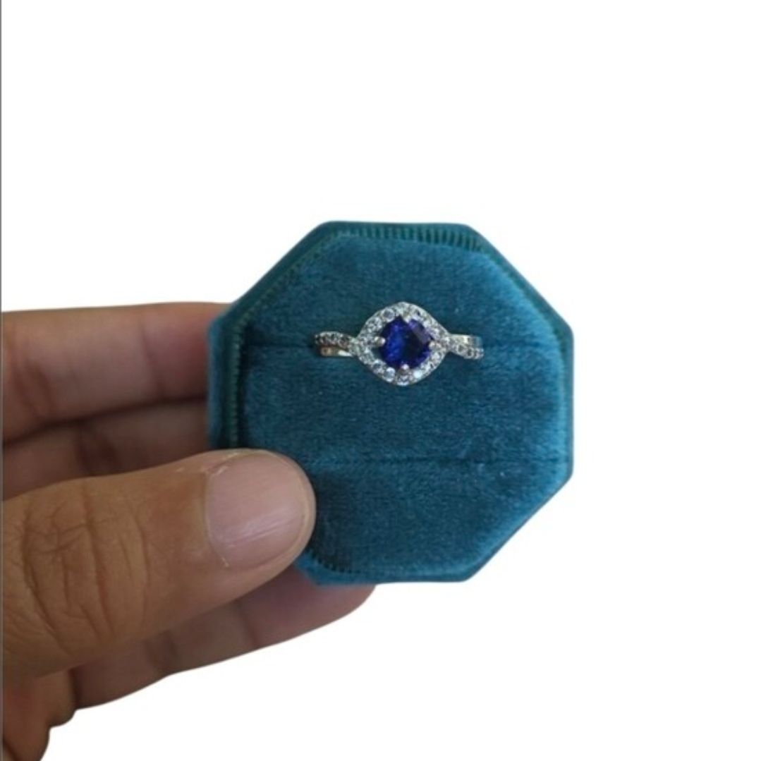 Vintage Size 8 Silver Toned Halo Blue Sapphire Ring