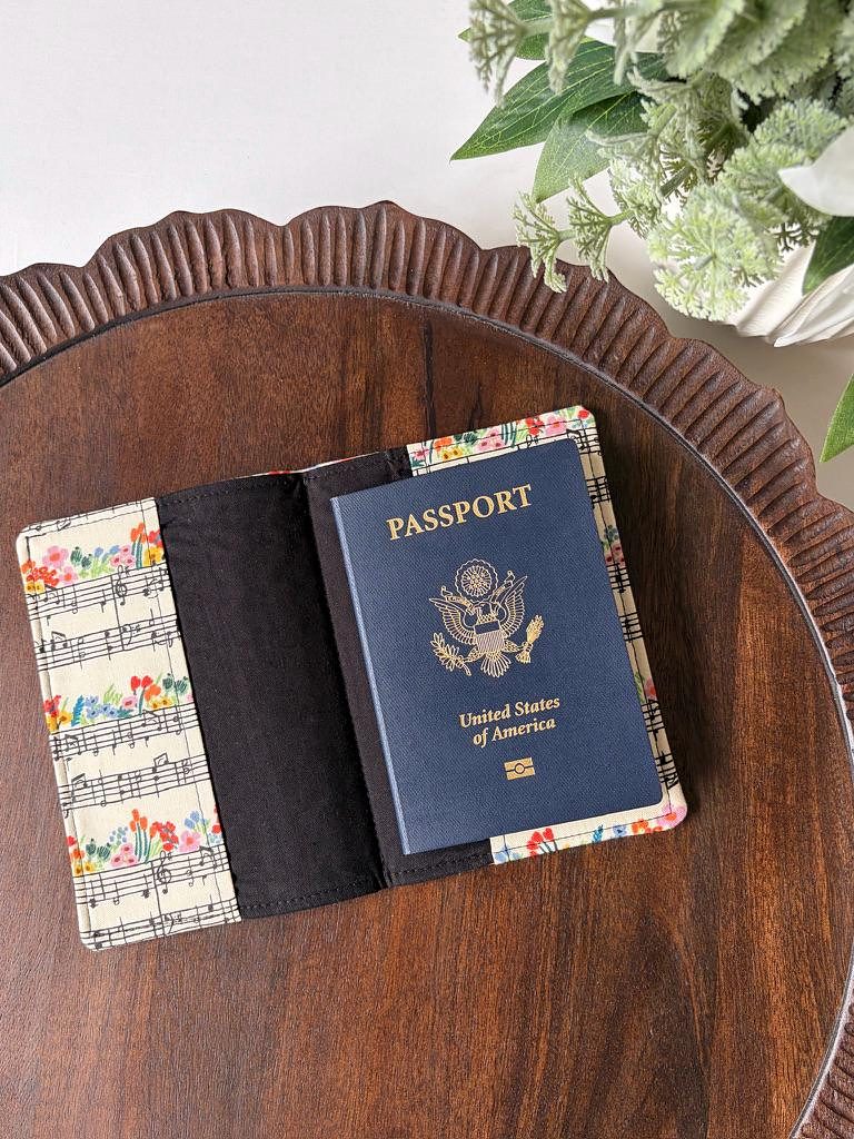 Passport Cover – Music Notes, photo 3 of 3
