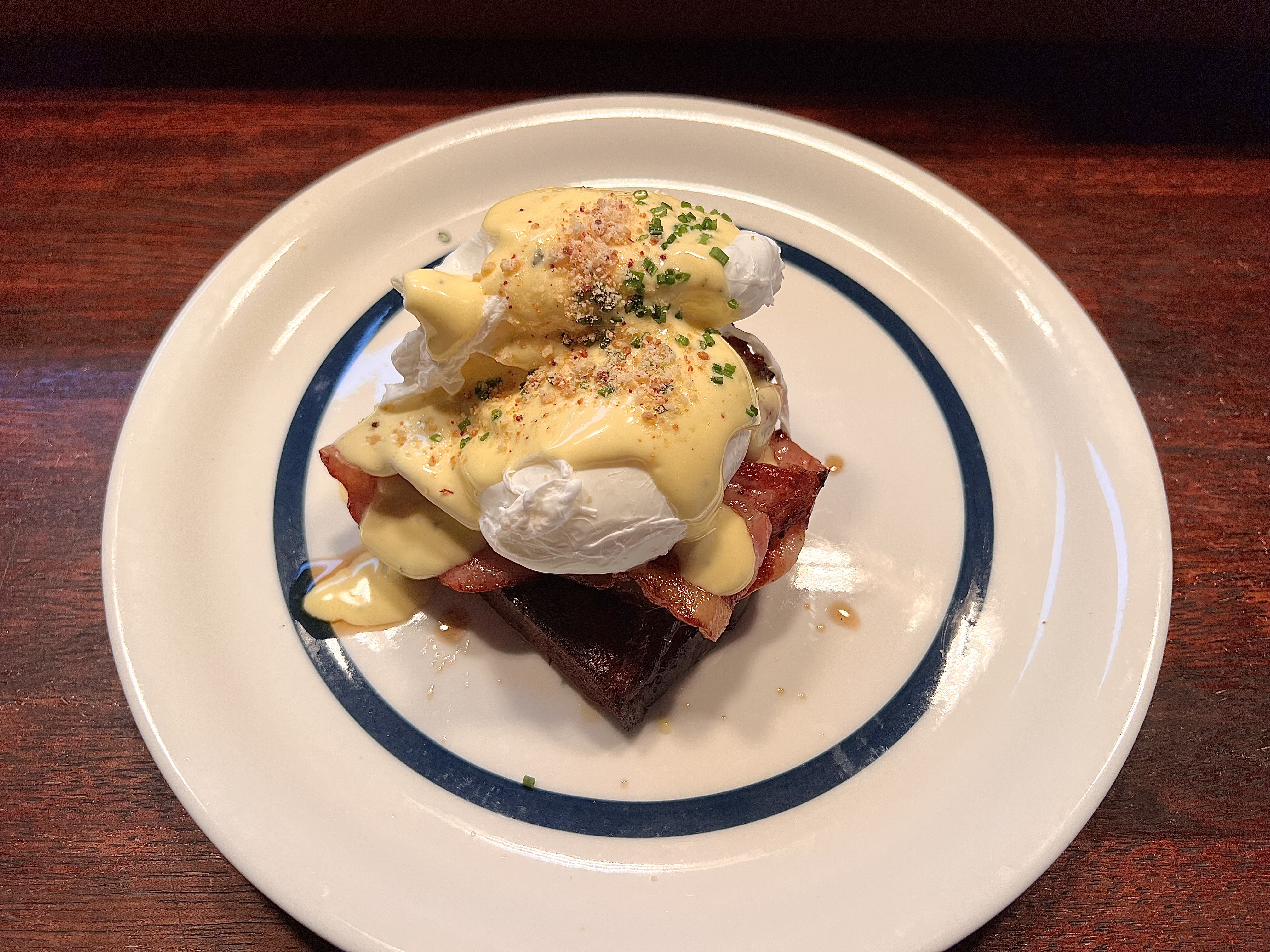 Eggs Benny