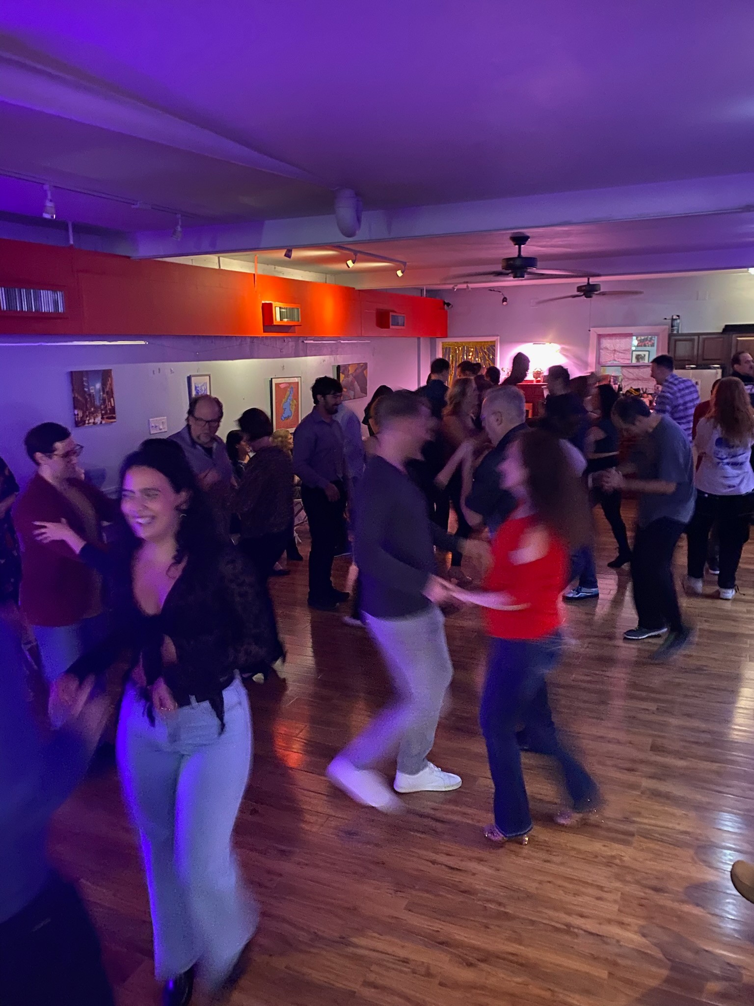 Lunes Latino Social
