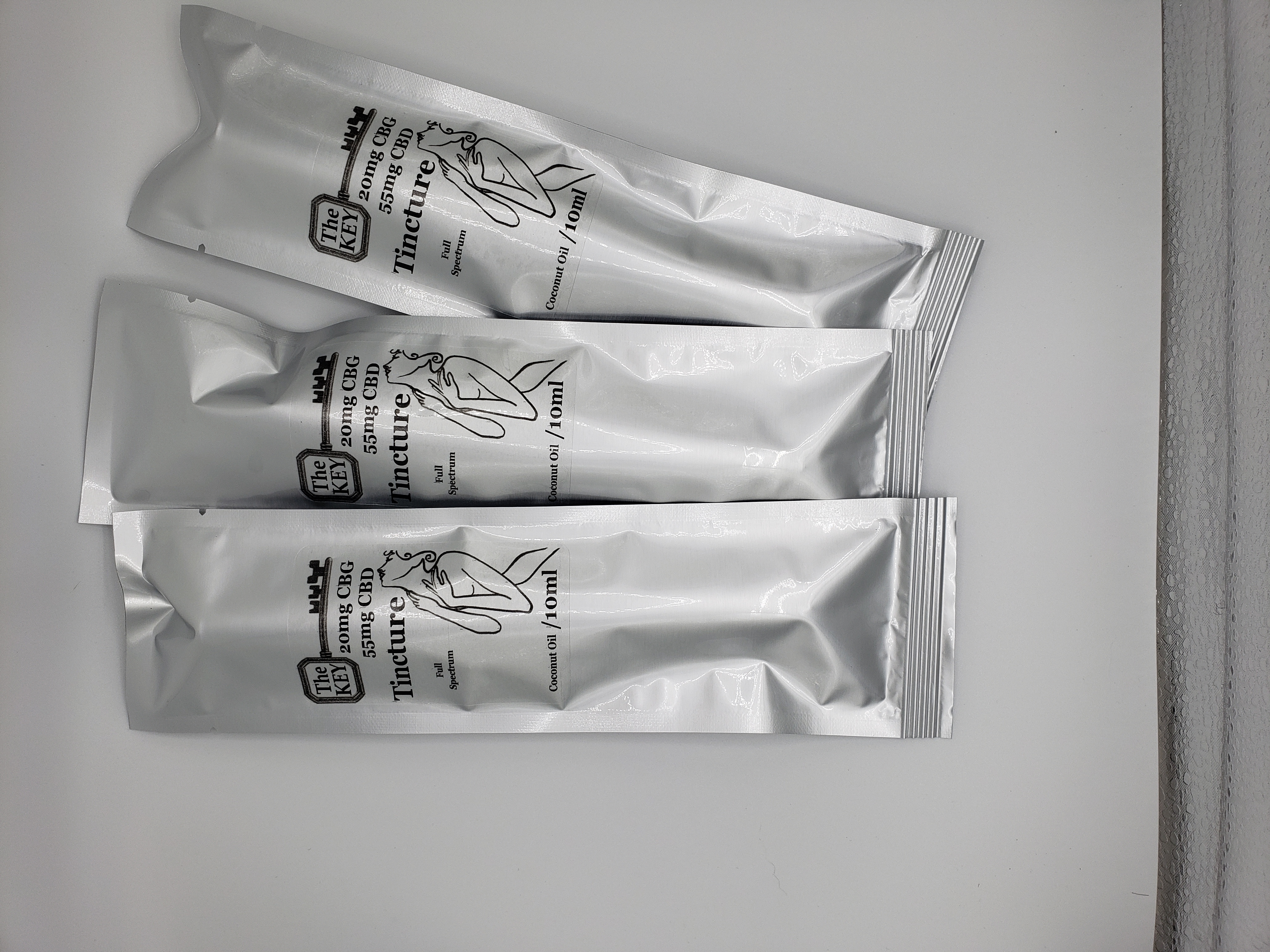 ? Tincture ∞ 20mg CBG & 55mg CBD + Coconut Oil + ♥ / 10ml