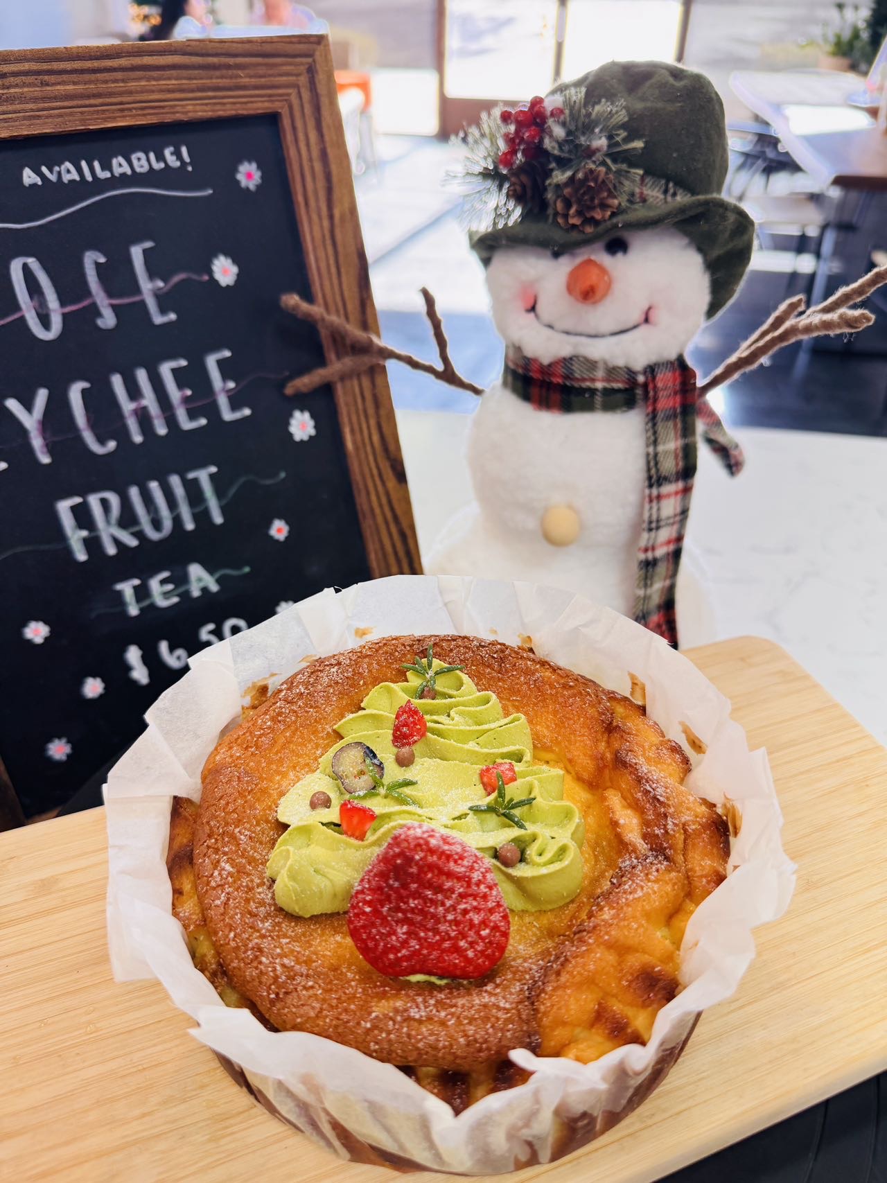 Merry Christmas Basque Cheesecake