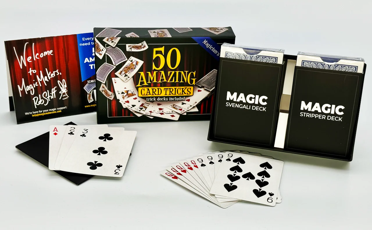 50 Amazing Card Tricks Kit Deluxe Edition
