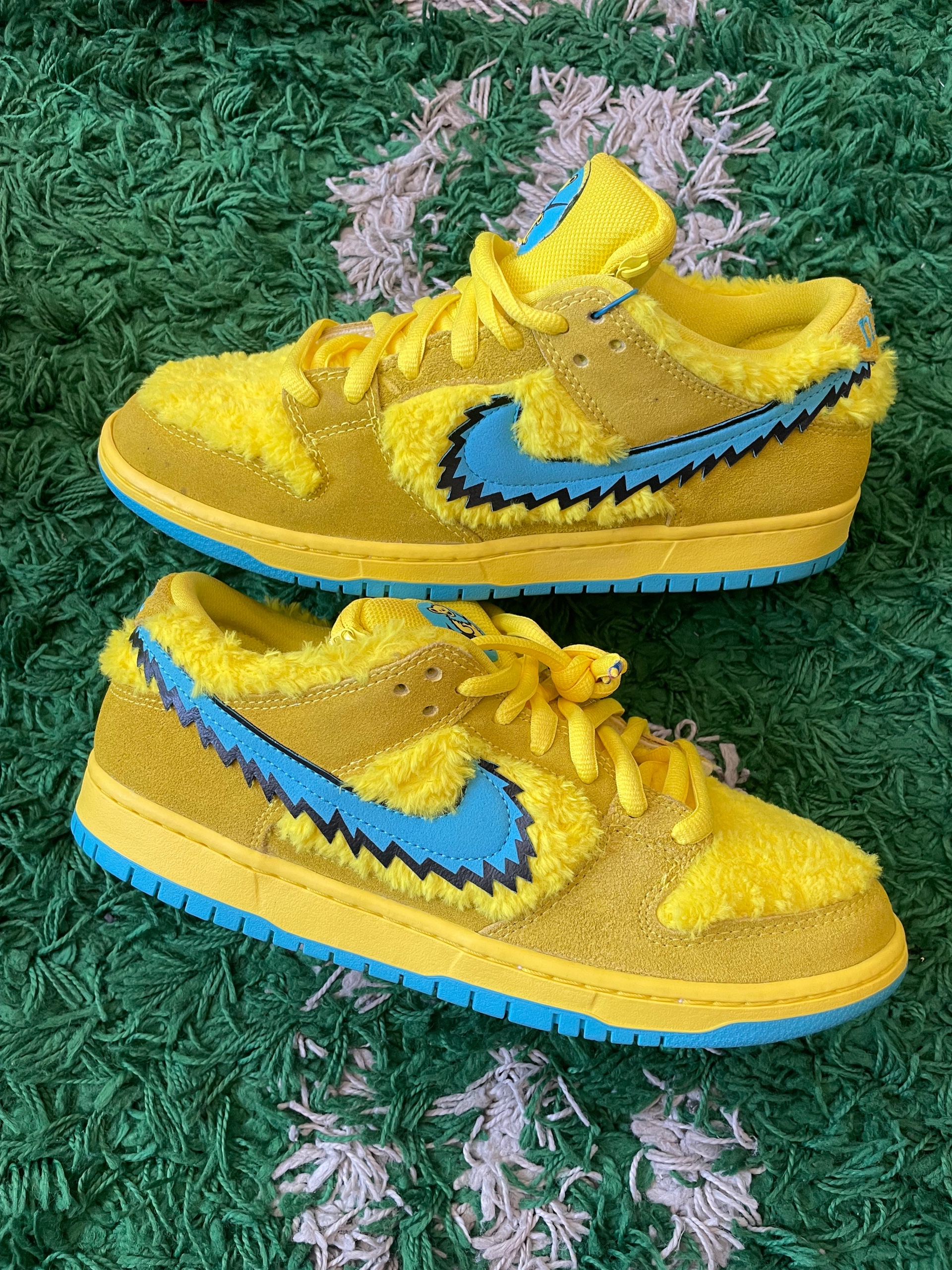 NIKE sb dunk low Grateful Dead bear opti yellow size 10 (new)