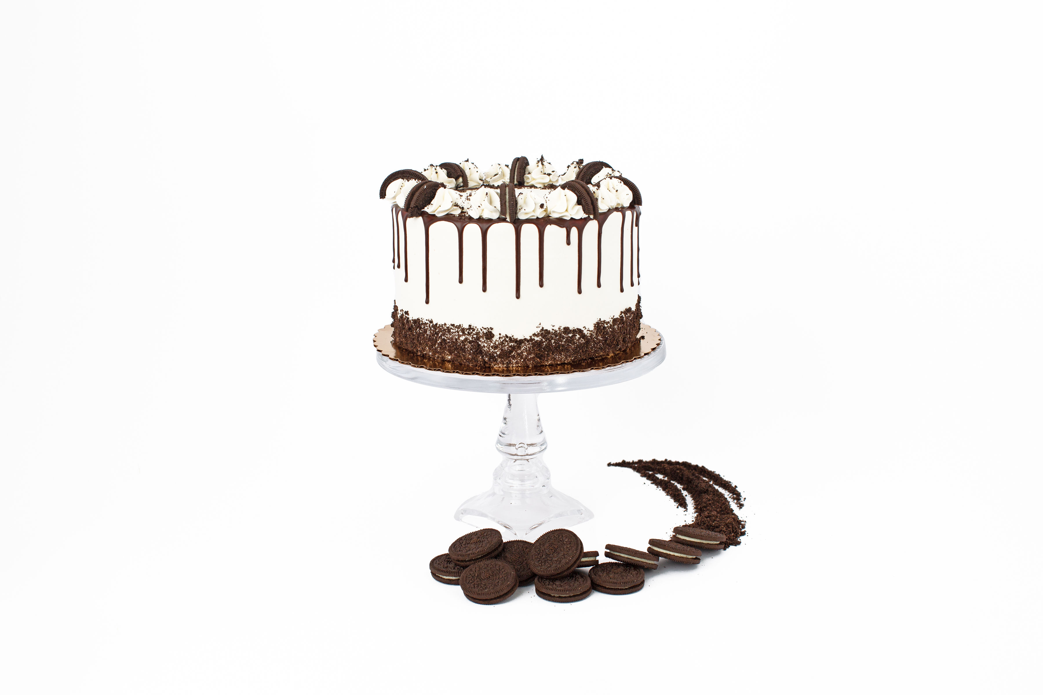 Oreo Mousse Cake (Cookies & Cream)