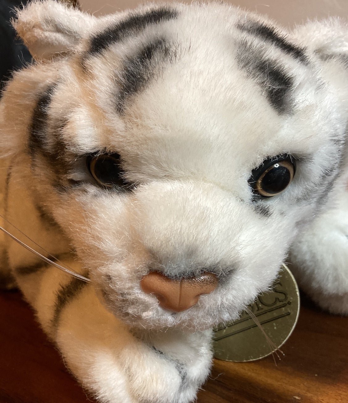 VINTAGE GEOFFREY WHITE TIGER 1988 Soft Classic