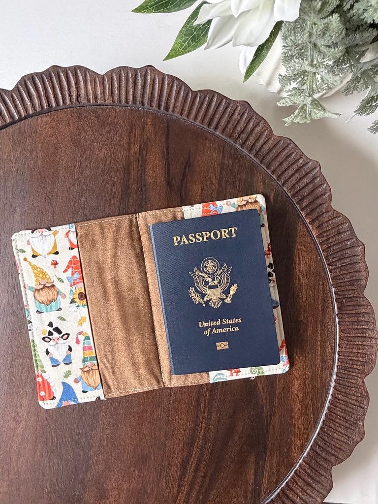 Passport Cover – Garden Gnomes, photo 3 of 3