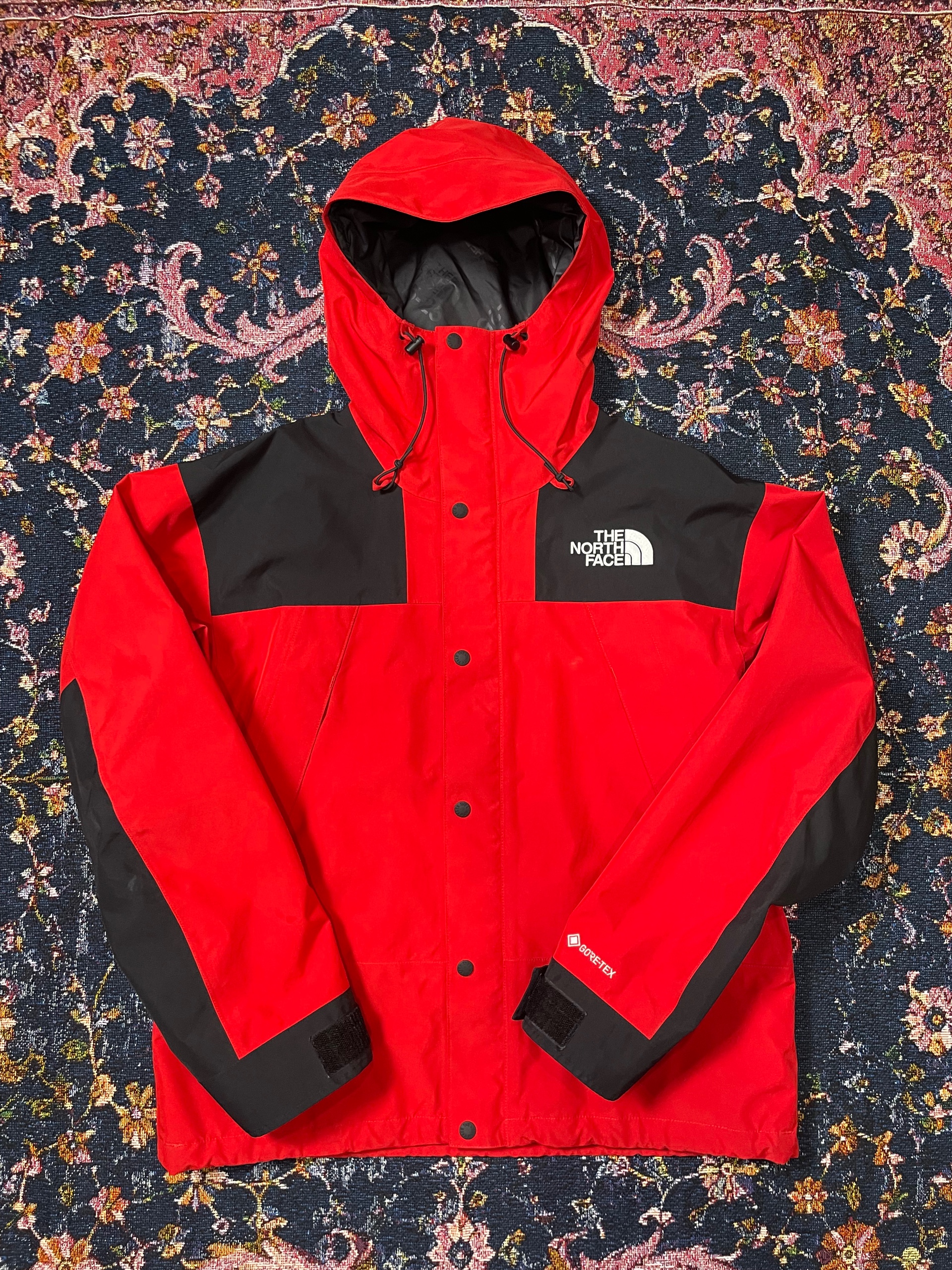 The North Face Vintage 2001 Gore-Tex Mountain Guide Jacket Size Large Red Black ( USED )