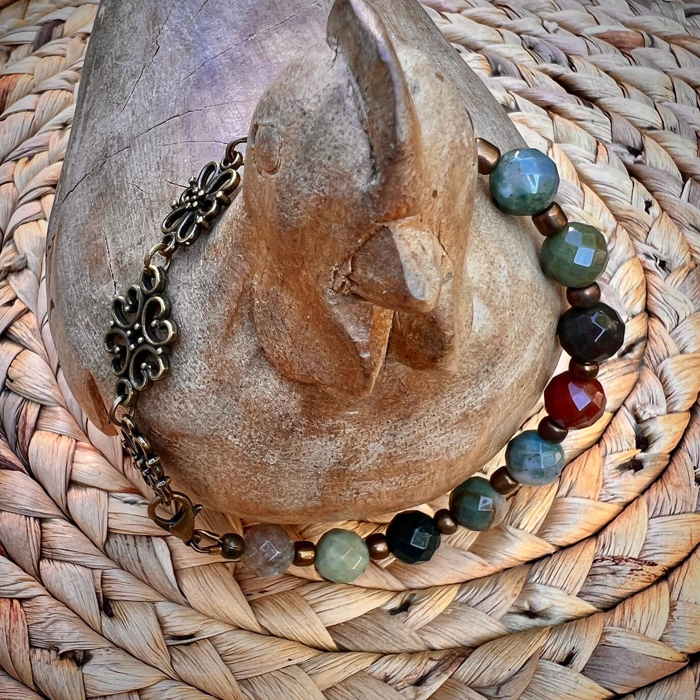 7.5” Faceted Indian Agate & 3 Link Filigree Focal, wired on Soft Flex with Lobster Clasp.