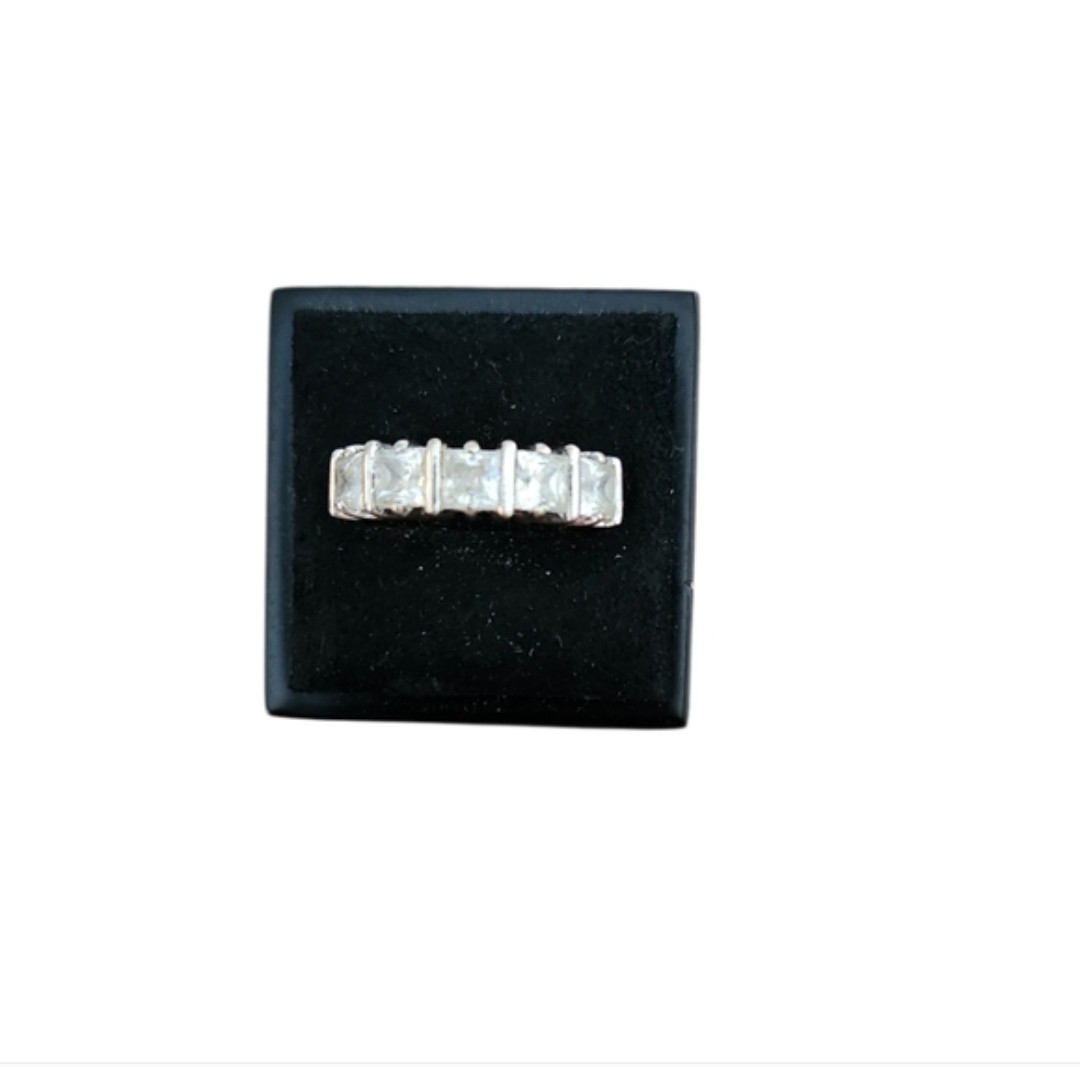 Size 6.5 925 Classic Gold Toned Five-Stone Cubic Zirconia Ring