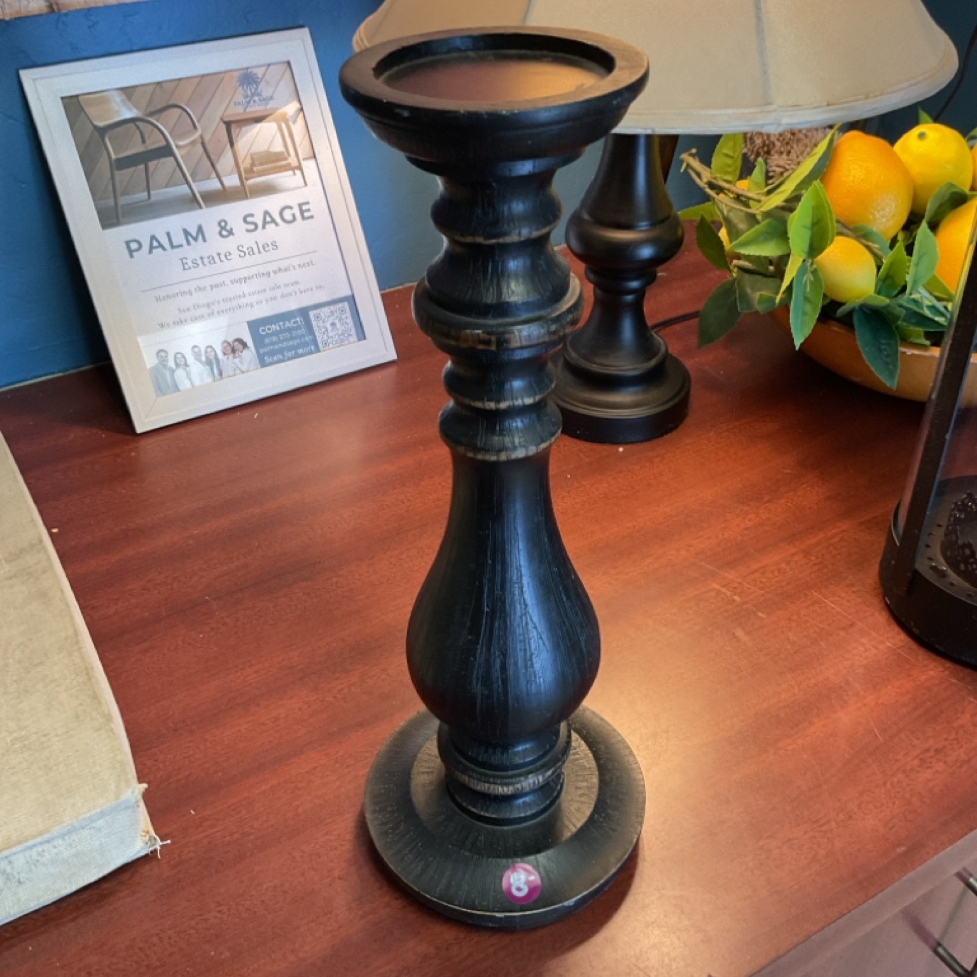 1 Black Candle Holder
