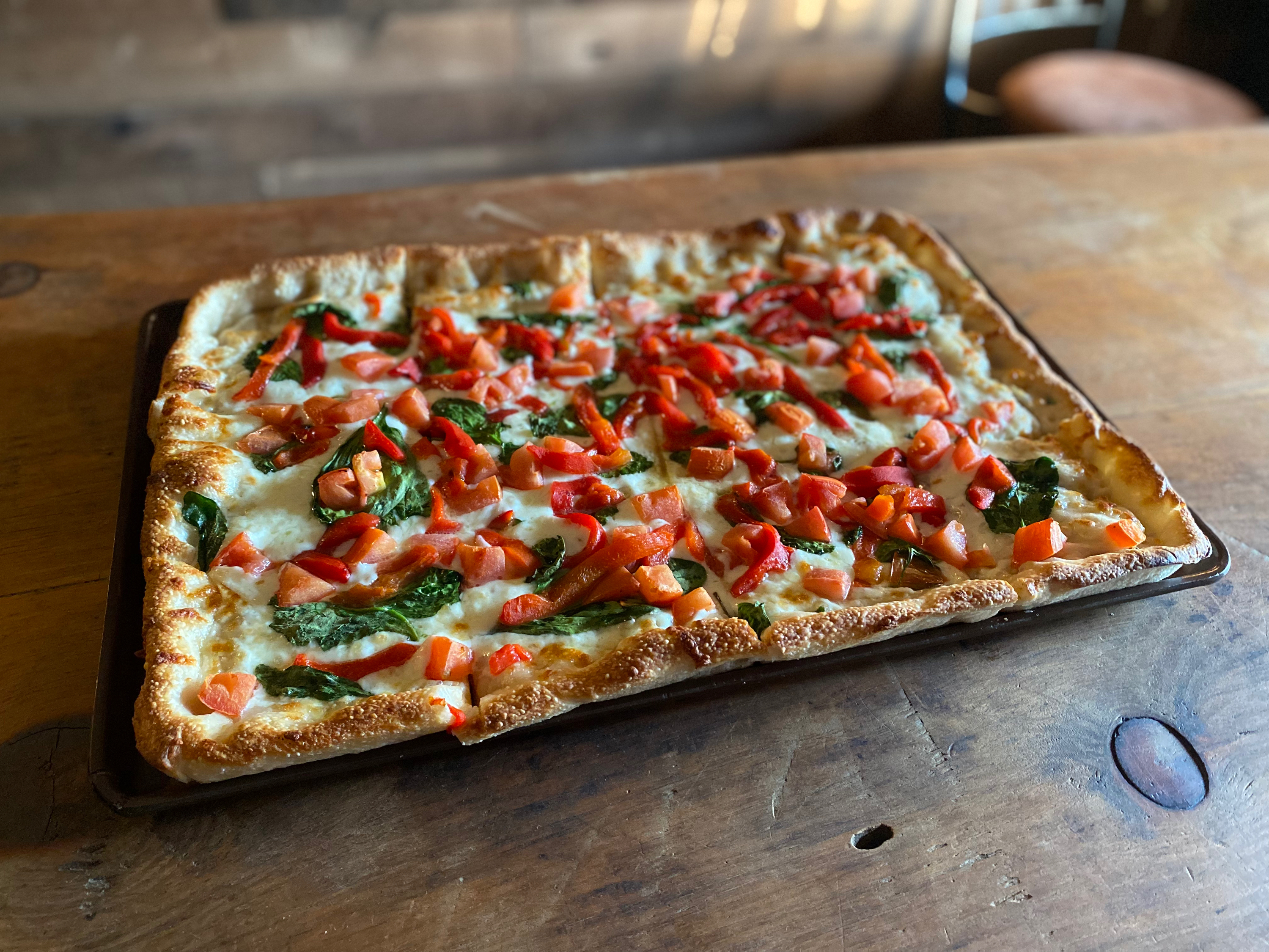 Hippie Pizza - 12 Cut