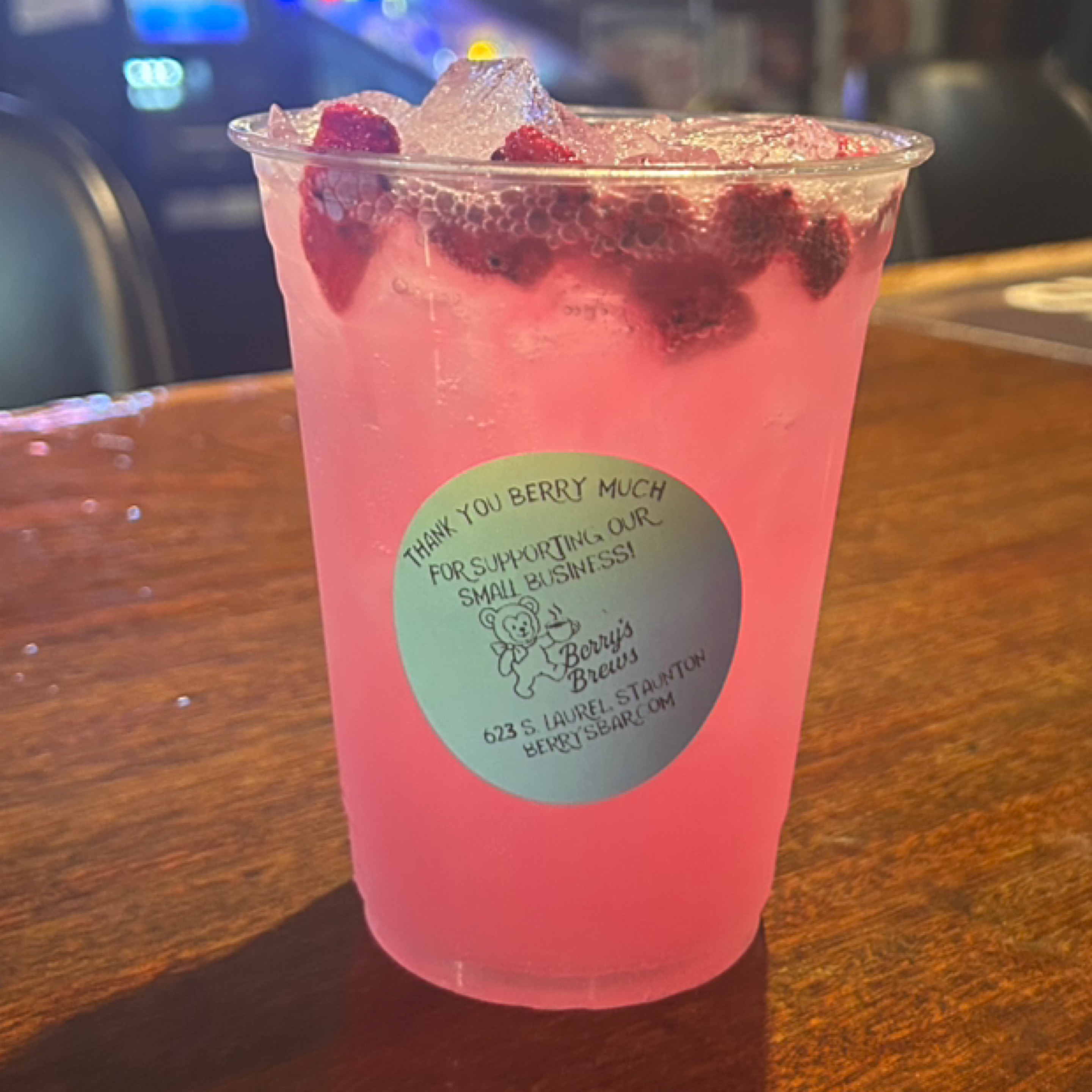 Dragon Fruit & Mango Lemonade