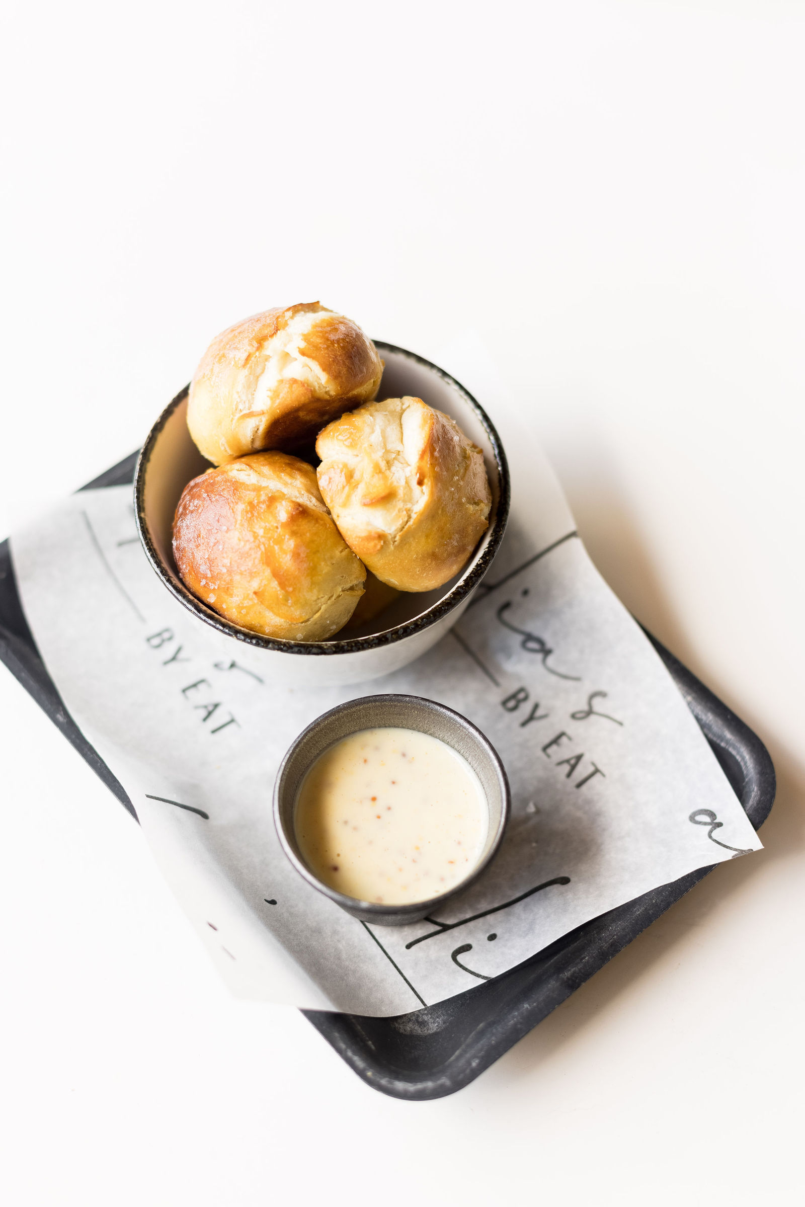 Pretzel Bites — Horseradish honey mustard