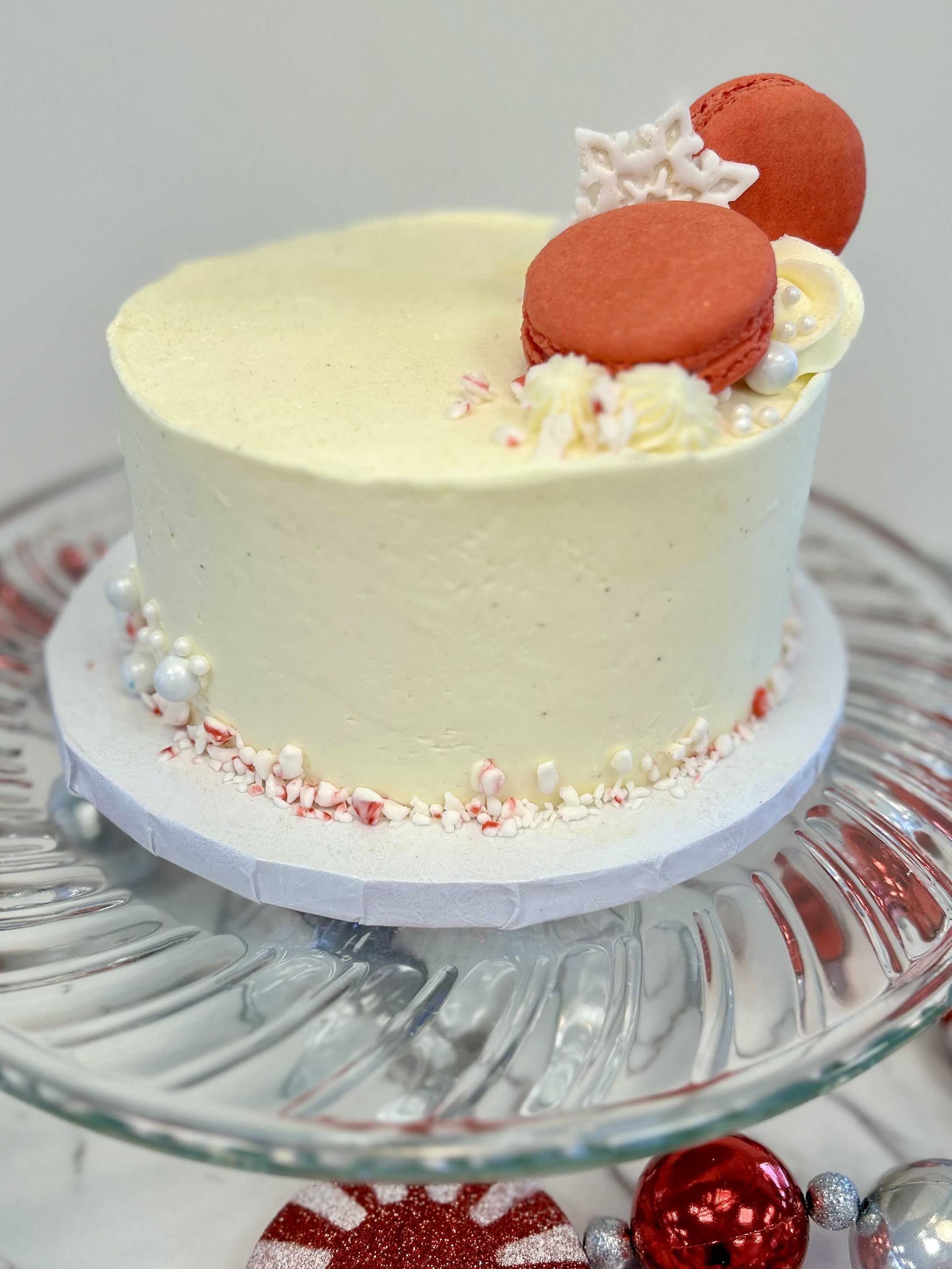 Holiday Cake:  6" Chocolate Peppermint