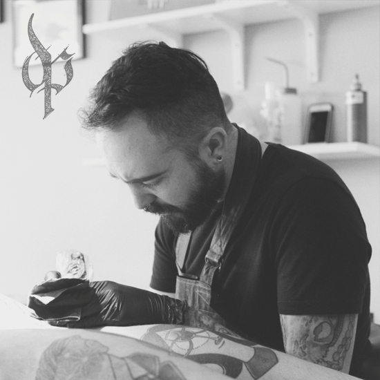 Tattoo gift certificate with David Poe