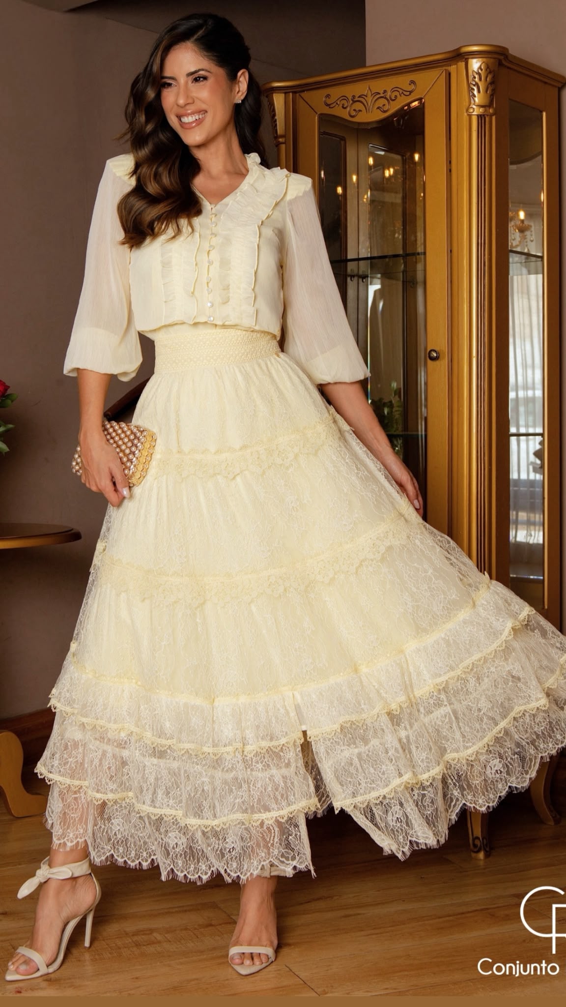 Conjunto CR Lavínia Amarelo Amarelo Rosa Rosa Amarelo Amarelo