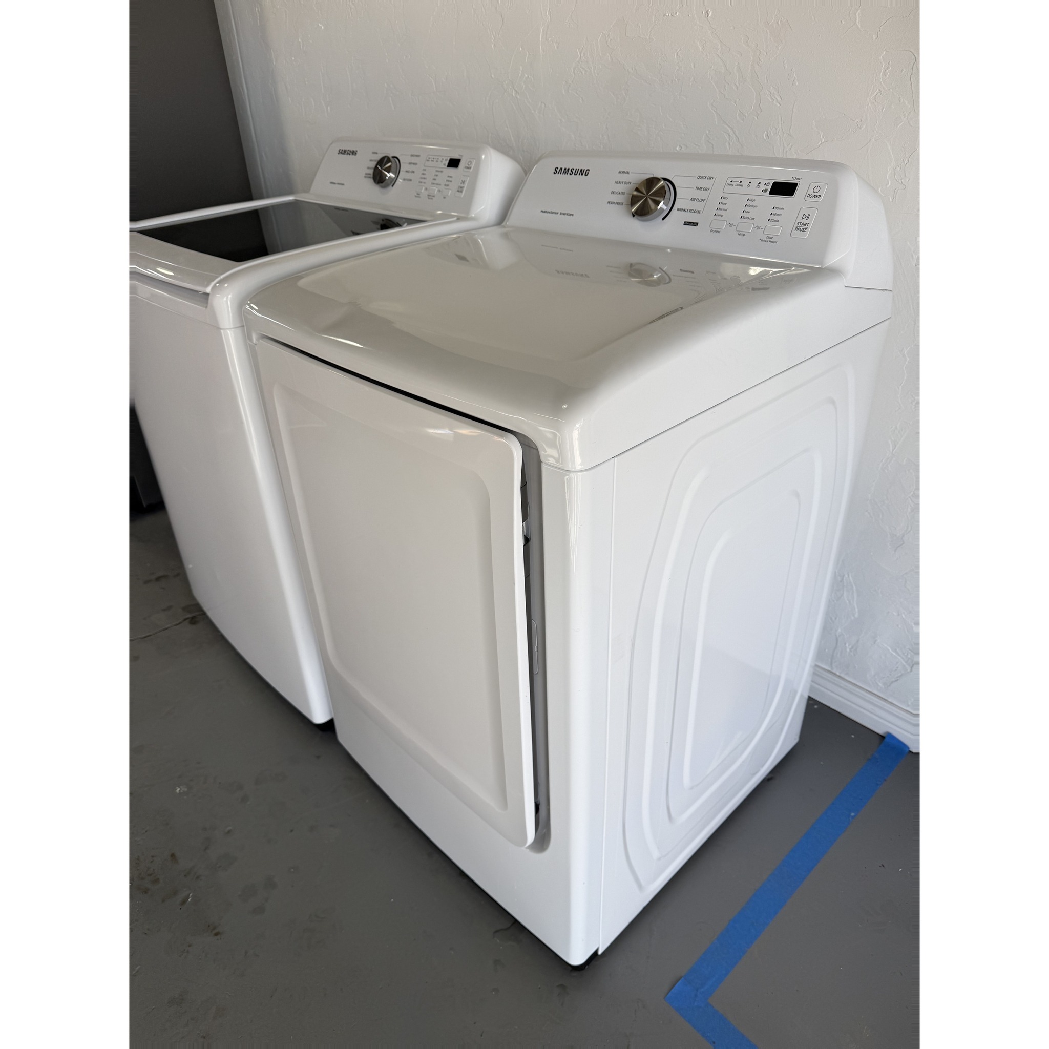 Samsung 4.5 Cu. Ft. Washer WA45T3200AW & 7.2 Cu. Ft. Electric Dryer DVE45T3200W/A3