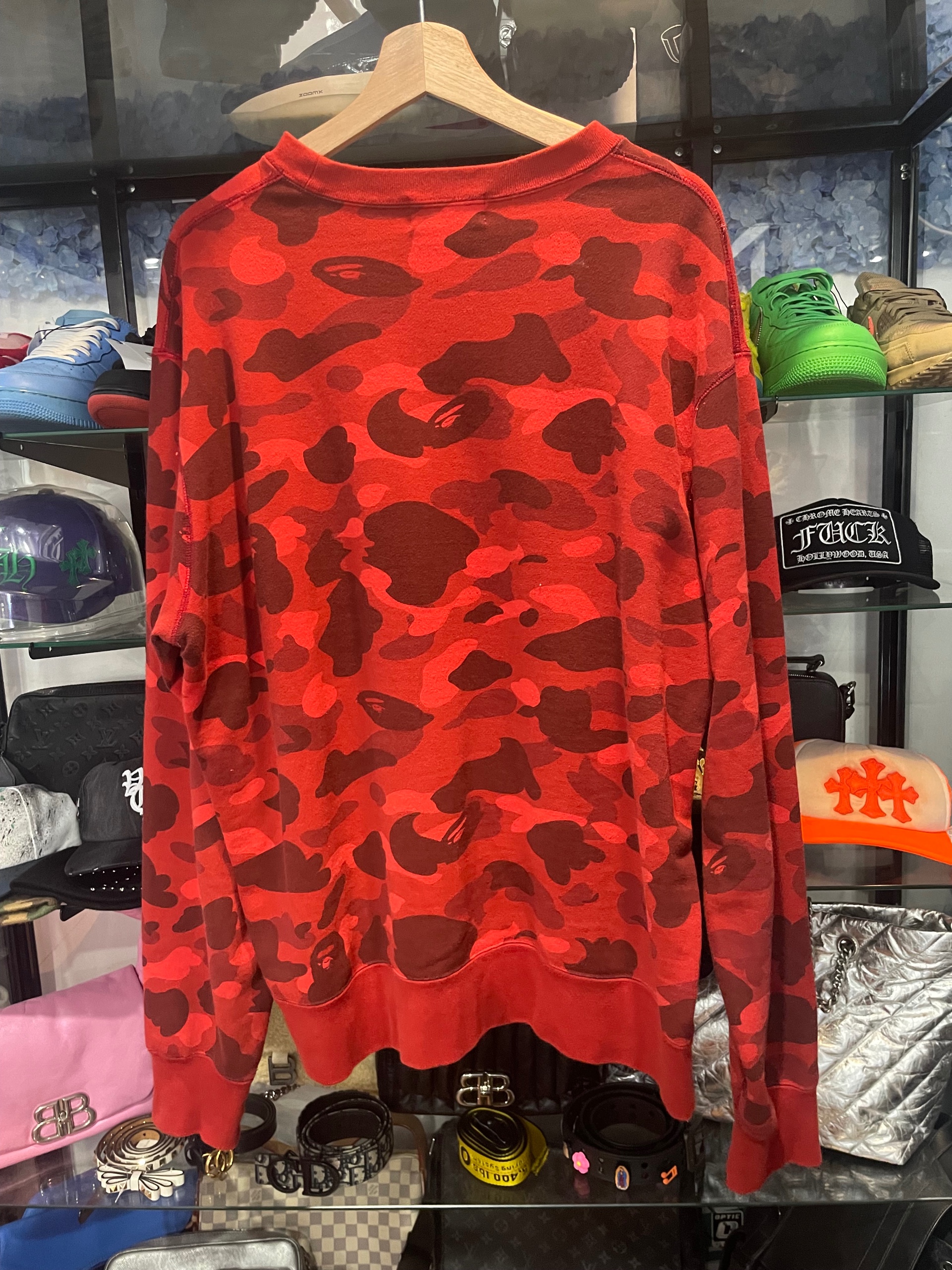 BAPE Color Camo BAPE Crewneck RED ( USED ) 2XL, size 2XL, used condition — photo 2 of 2