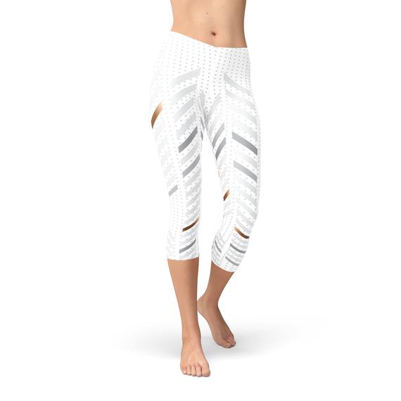 Womens White Stripes Capri Leggings in White · M