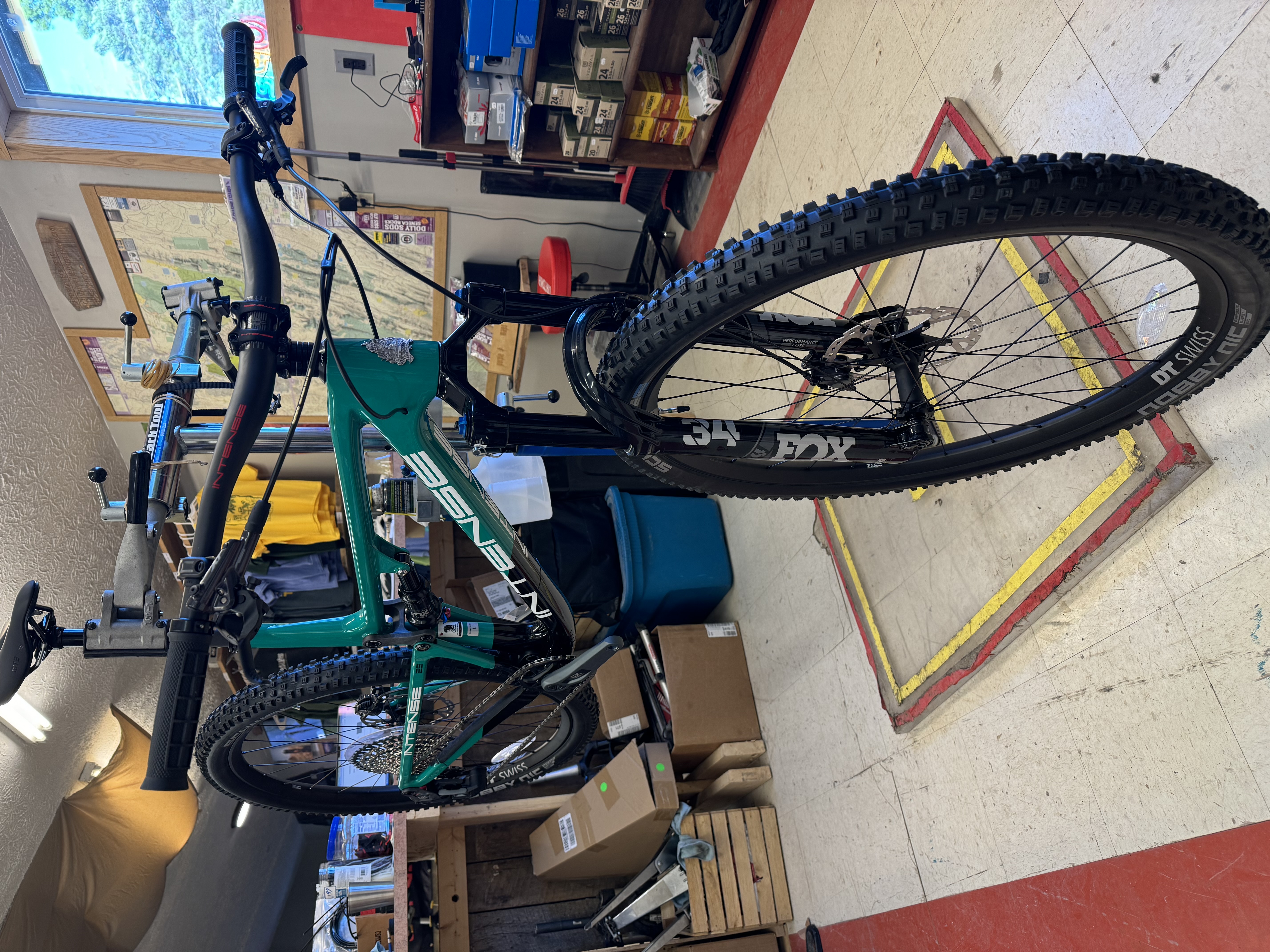 NEW 2024 Intense Cycles Sniper T Pro - Large