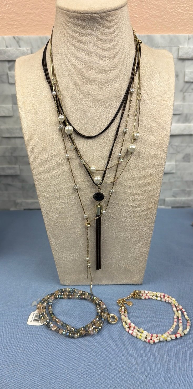 LOFT LOT 3 Necklaces and 2 set bracelets