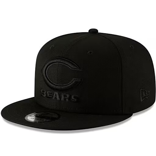 Chicago Bears Blackout New Era 9FIFTY Snapback Hat
