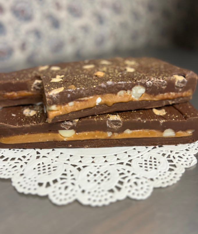 1 Pound GOLD NUGGET Fudge(4 squares)