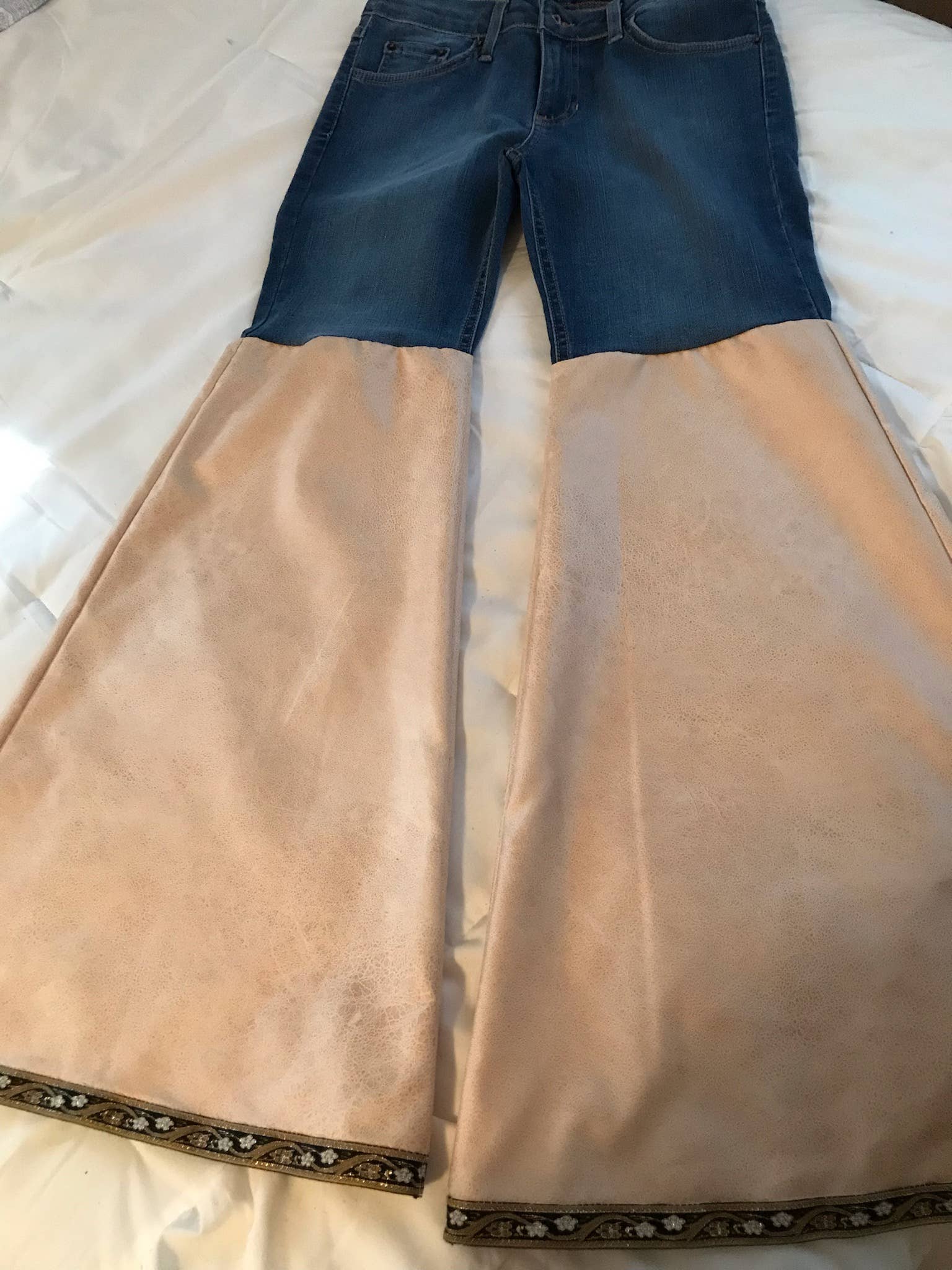 Luxury Women's Jeans -Champagne Beige Leather Look: Size 27