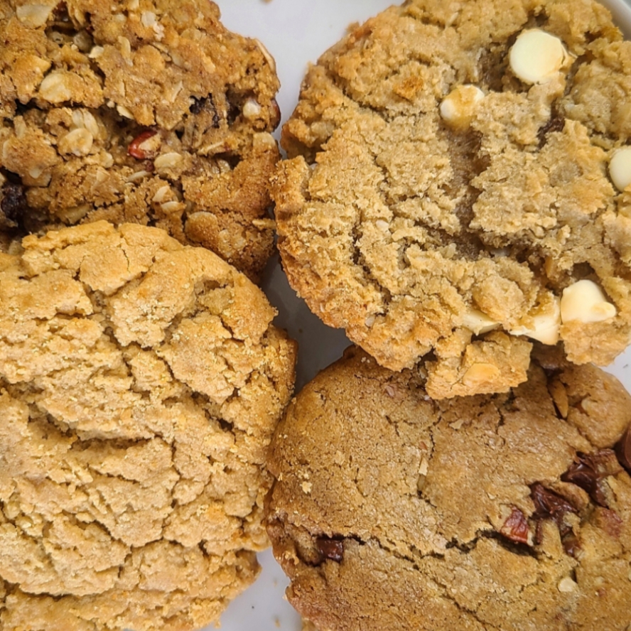 Photo of Cookie variety box- 18
