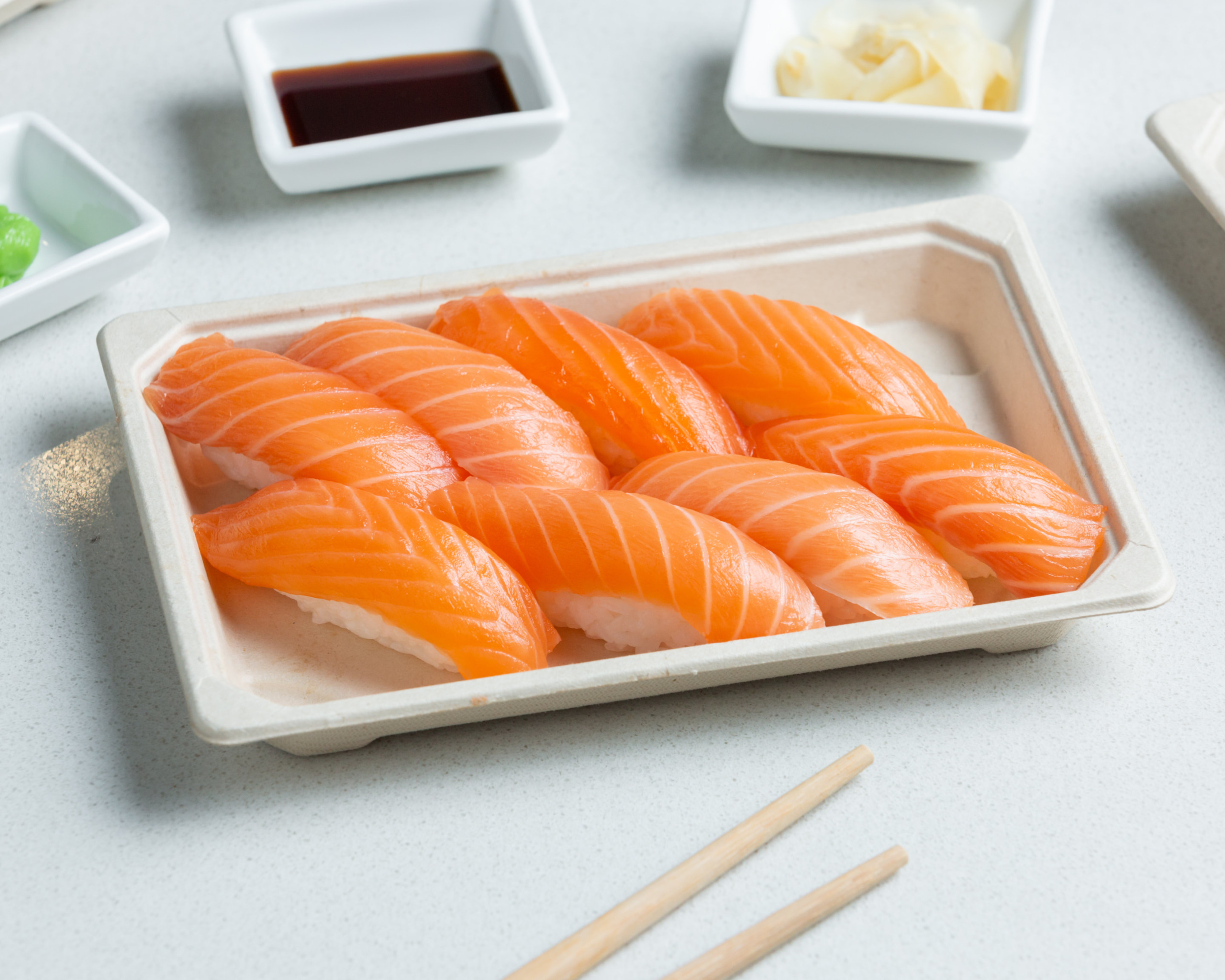 Salmon Nigiri Medium (8pcs)