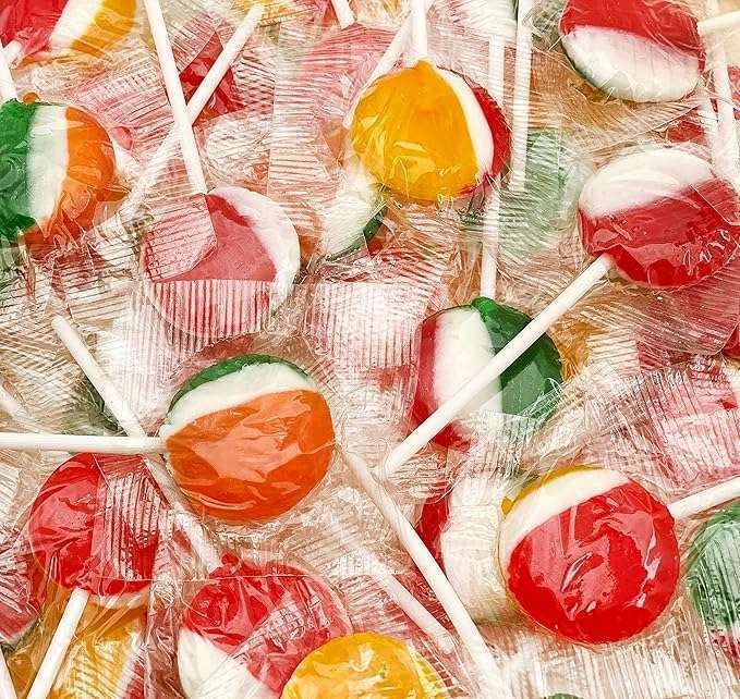 Tri Color Brazilian Flat Lollipops Assorted Flavors 2.2 lb