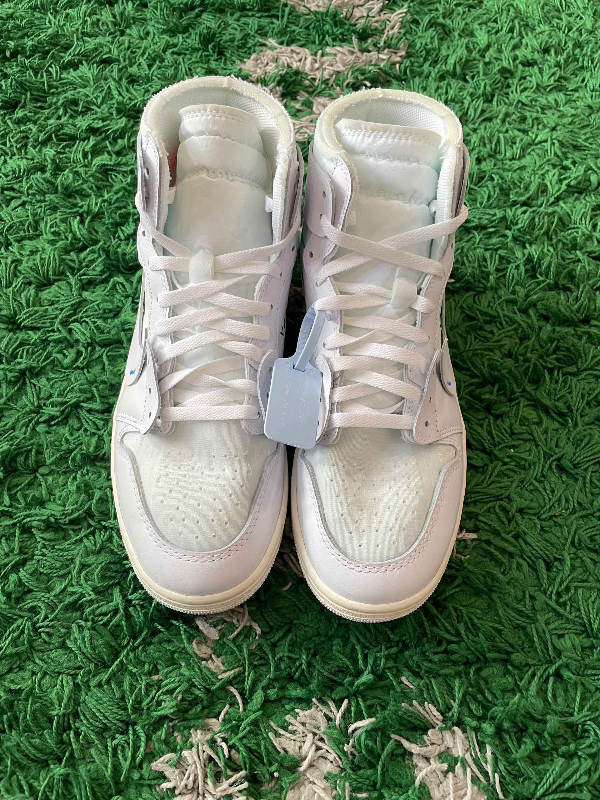 OFF-WHITE air Jordan 1 retro high og size 11.5 (used), size 11.5, used condition — photo 2 of 2