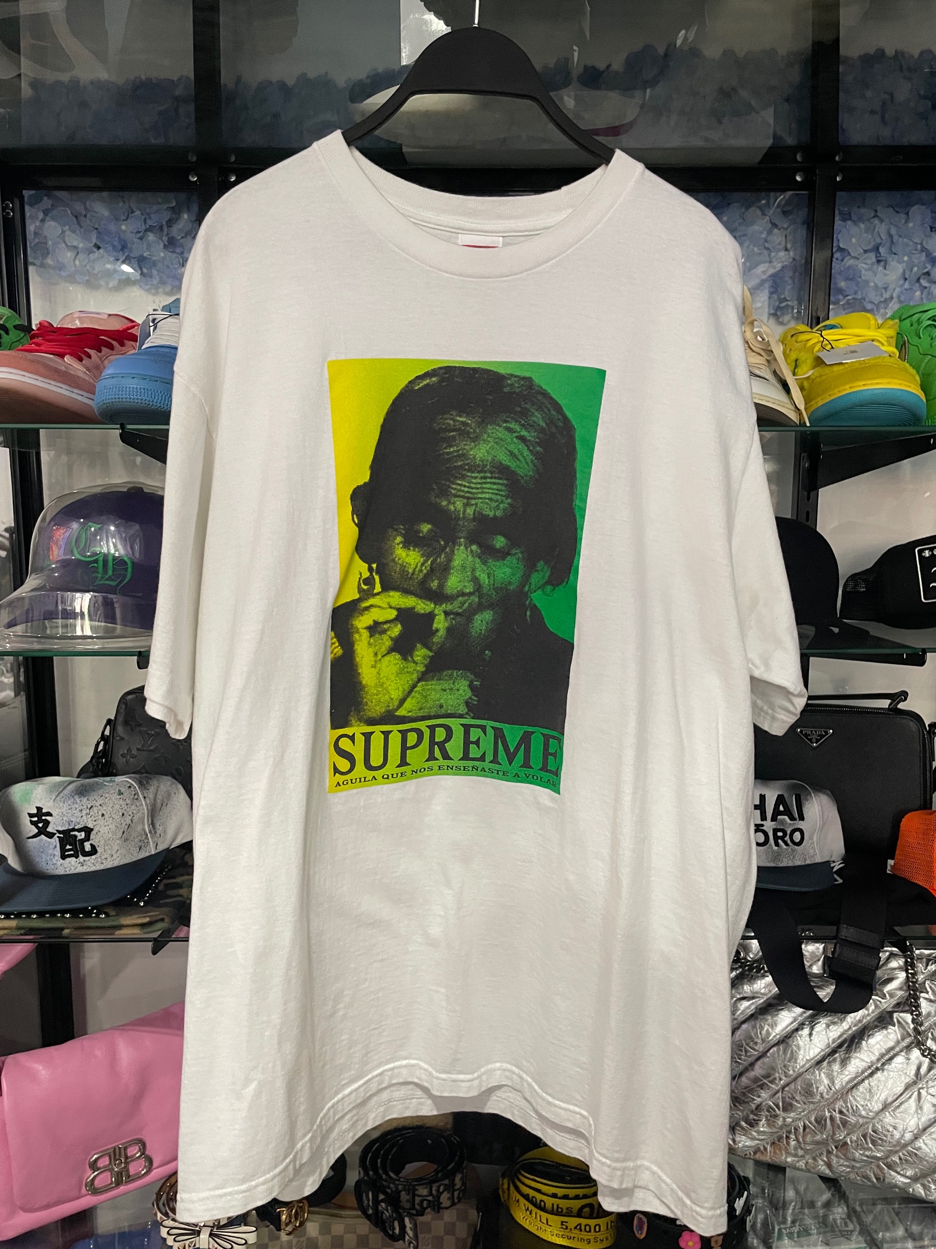 Supreme white t-shirt agile queen nos insensate a volar size XL (used)