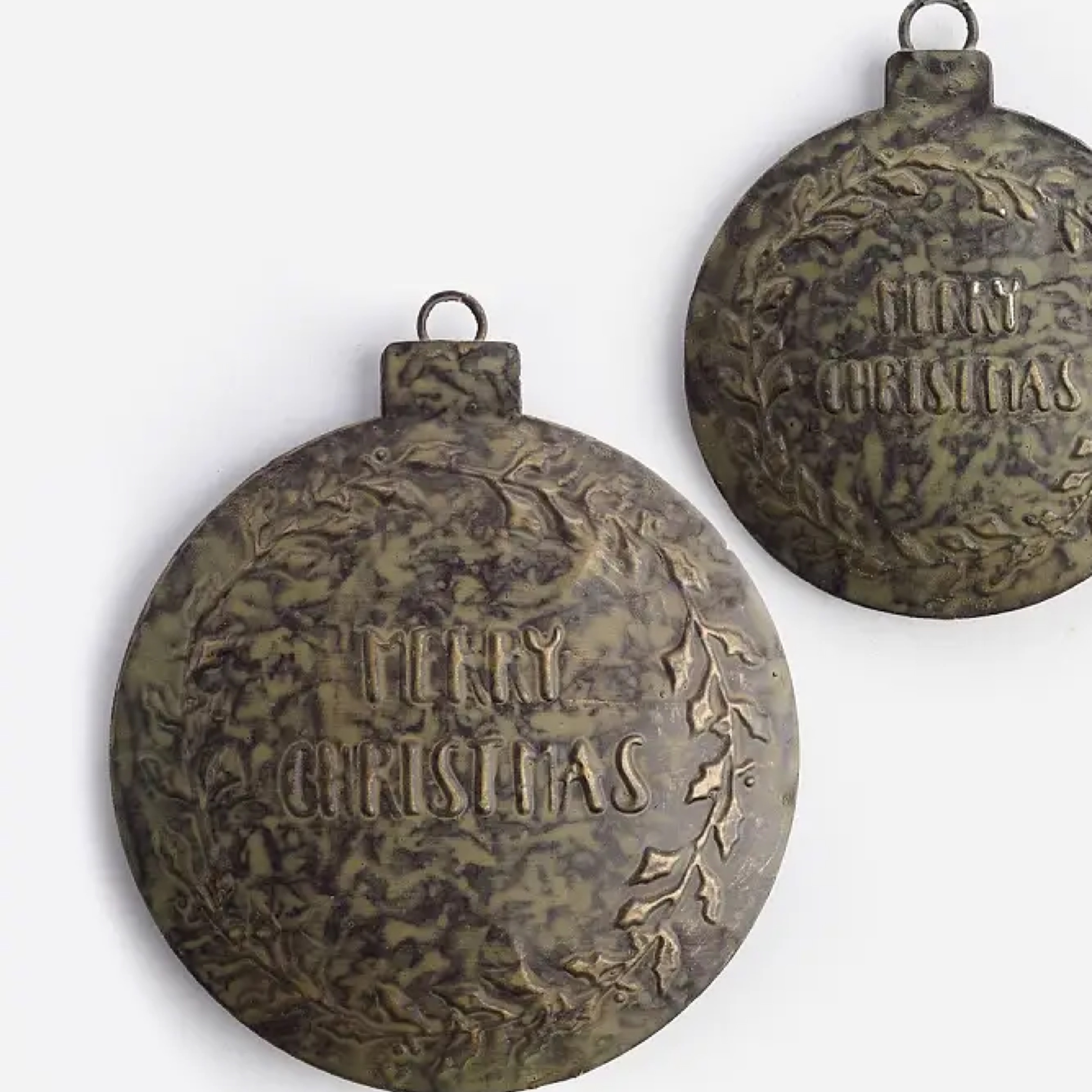 Antique ball ball Pair