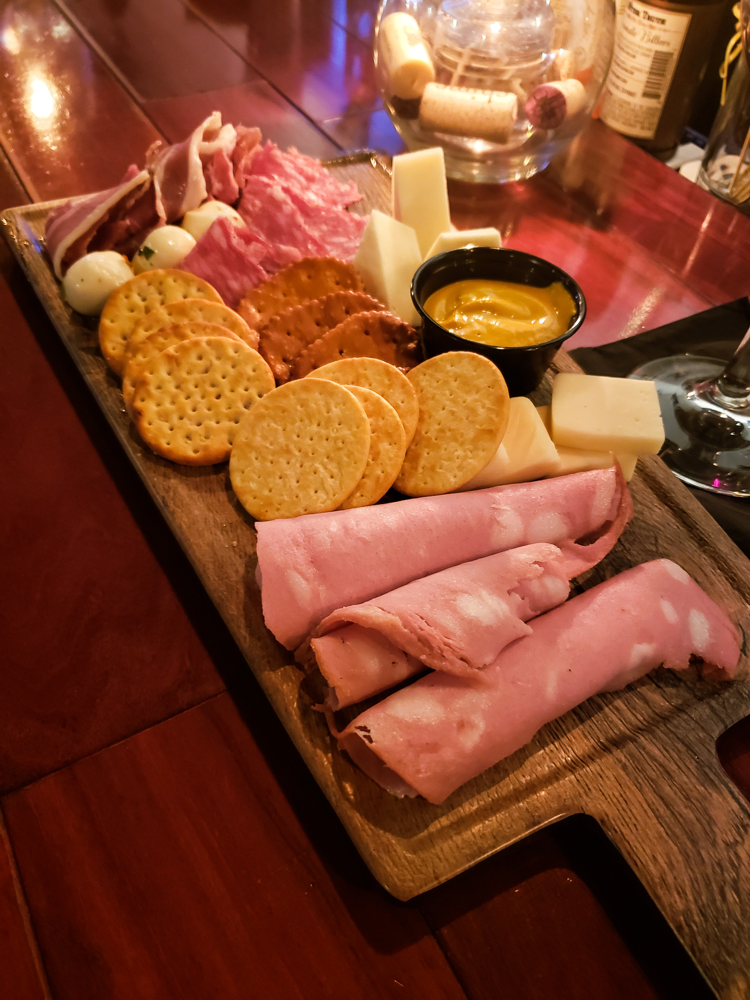 MEAT & CHEESE PLATE