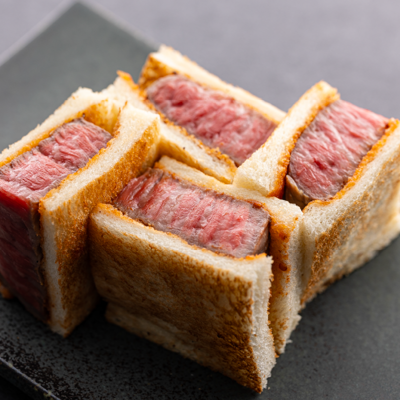 ステーキサンド
