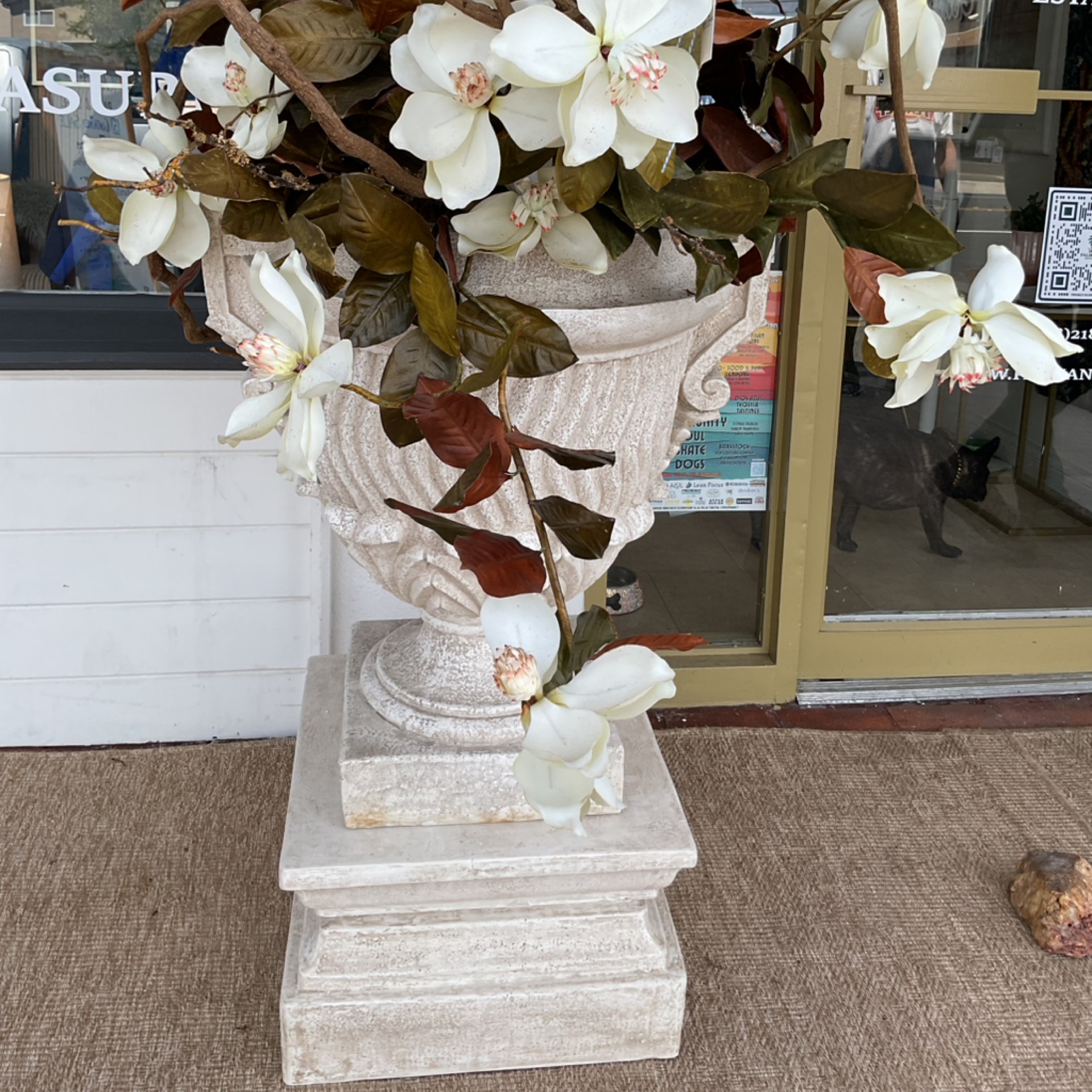 Planter and pedestals set of 2