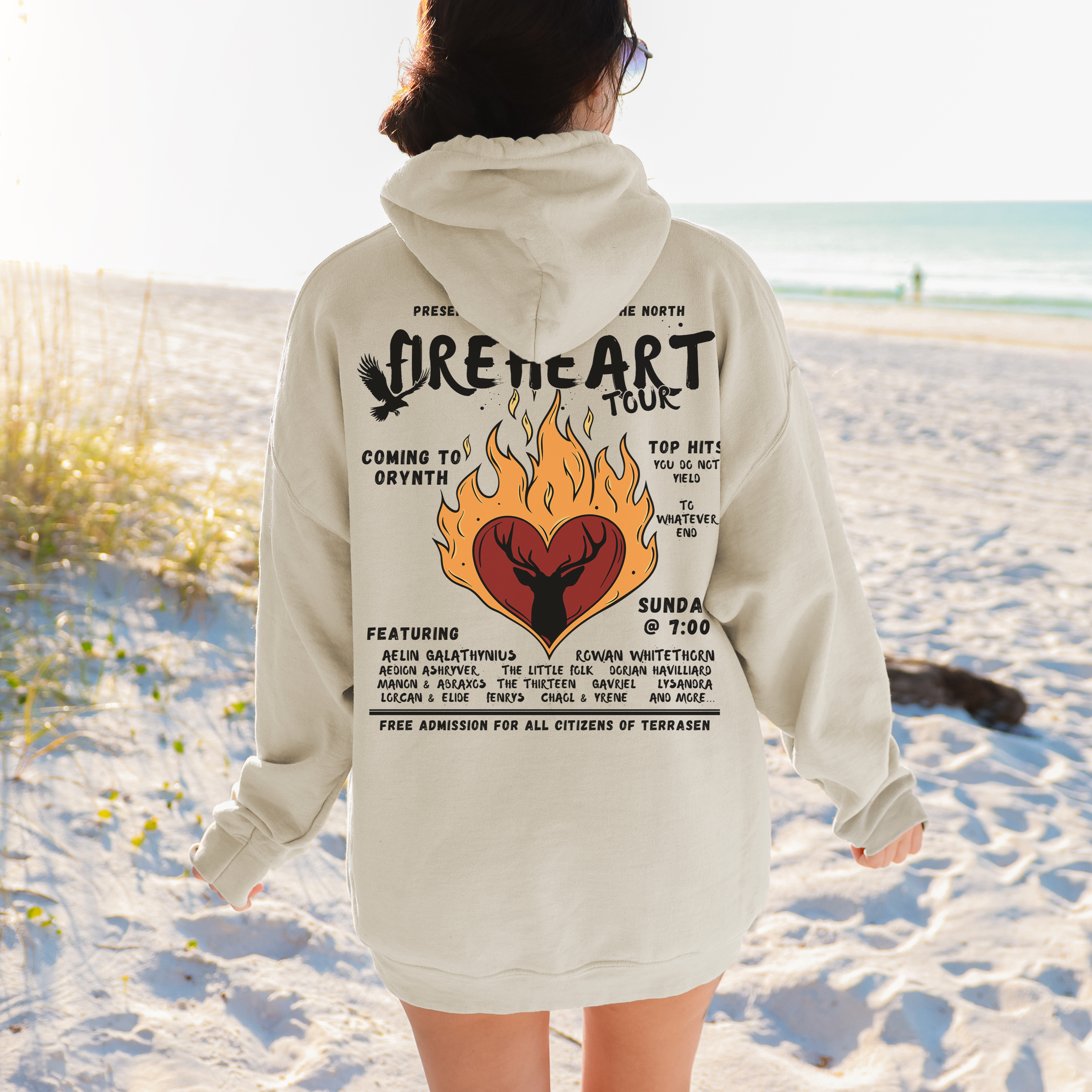 L Fireheart Tour Hoodie | Throne of Glass: Black, L