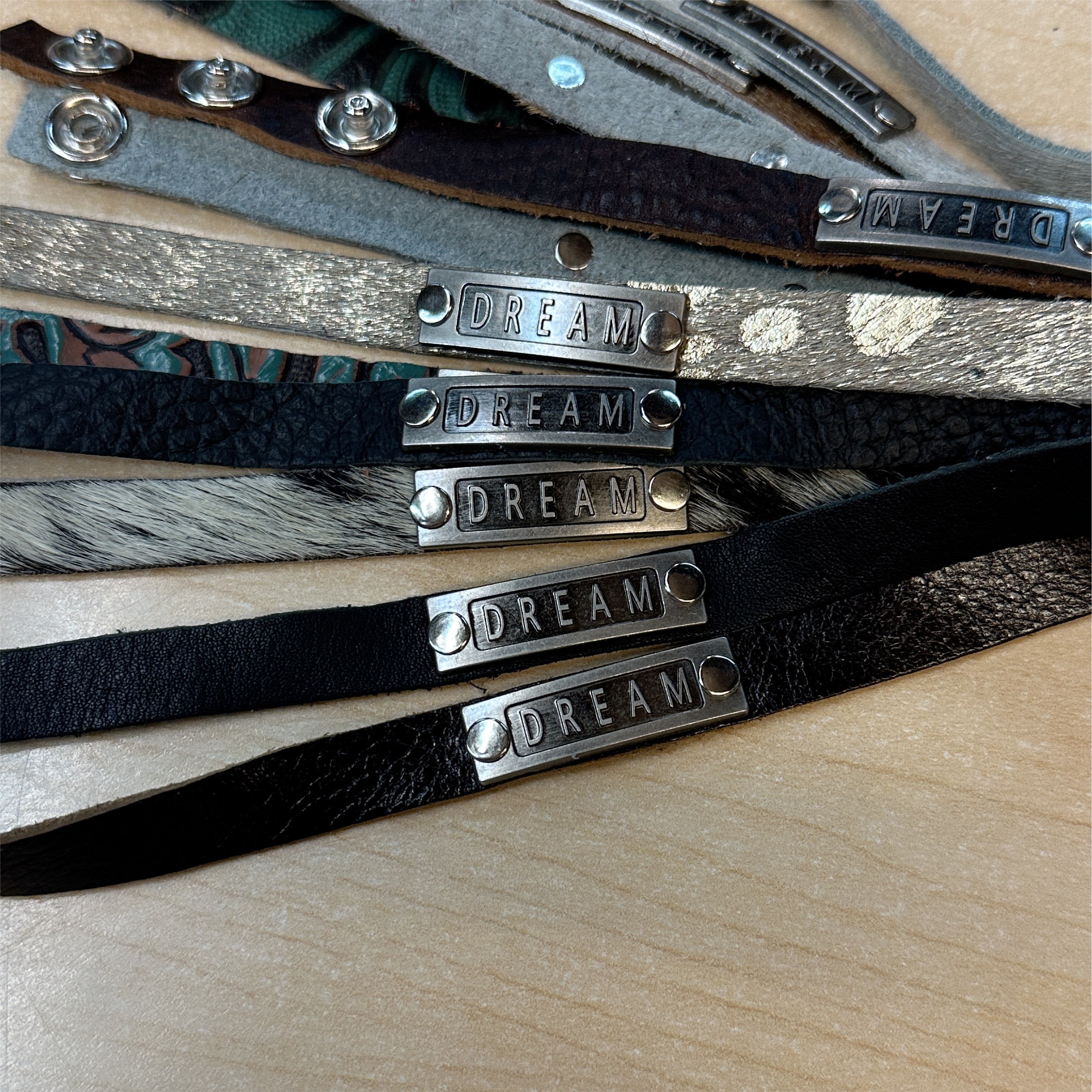 .5" Leather Bracelet DREAM