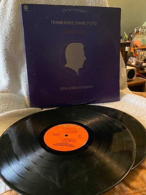 Tennesse Ernie Ford/Yesterday Today