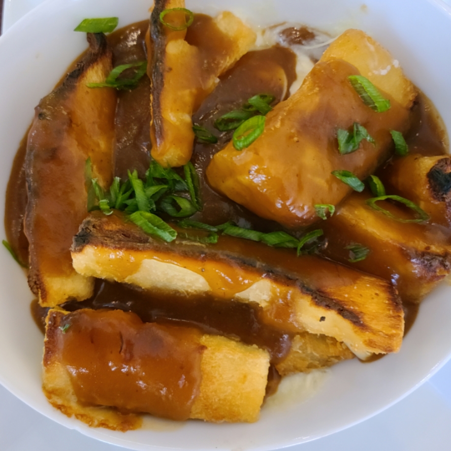 Poutine Yuca Fries