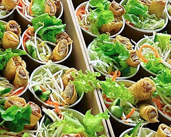 Vermicelli Salad Platter - BBQ Chicken