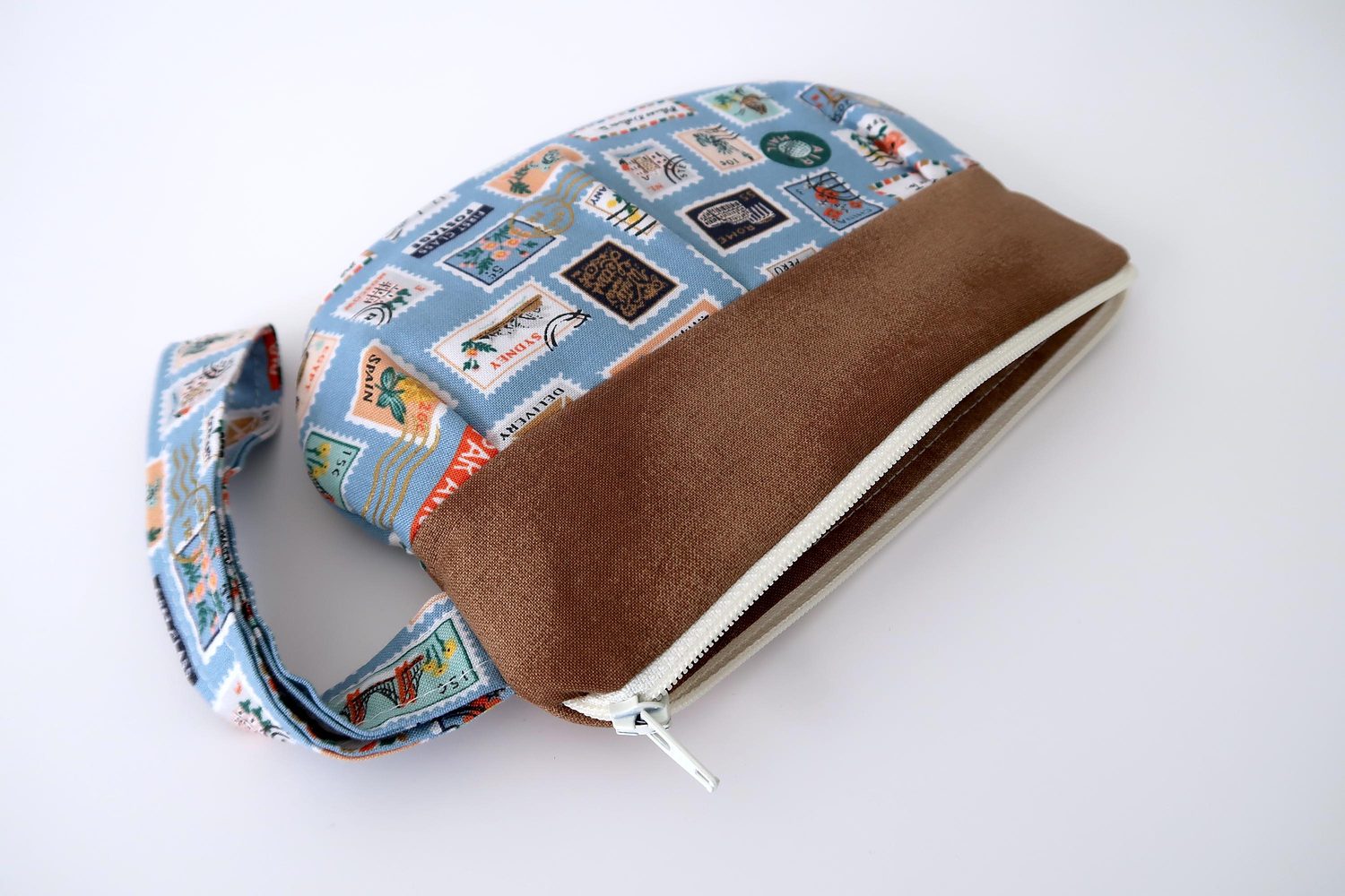 Pleated Wristlet – Postage Stamps Light Blue, photo 7 of 7