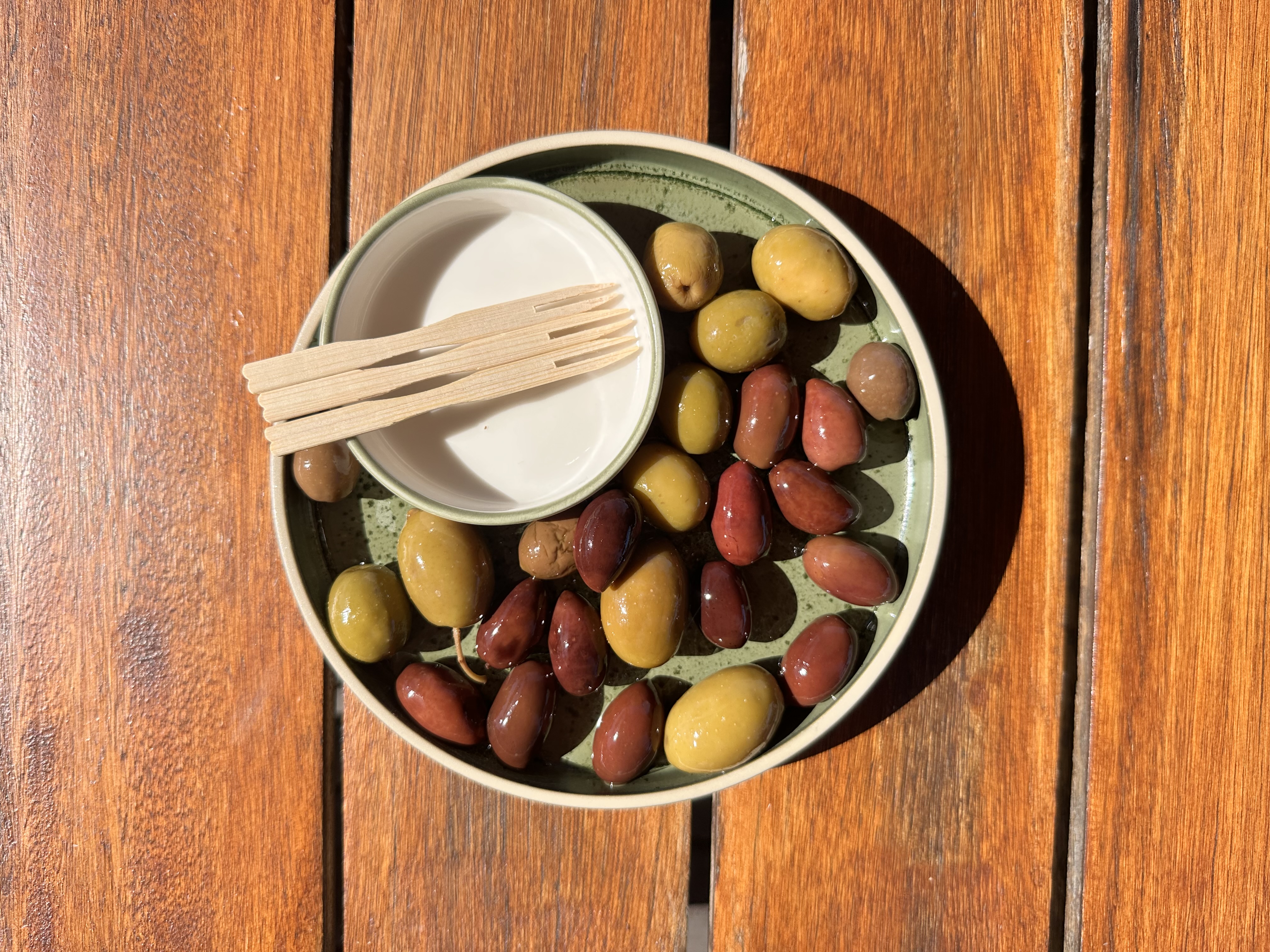 Warm Marinated SA Olives